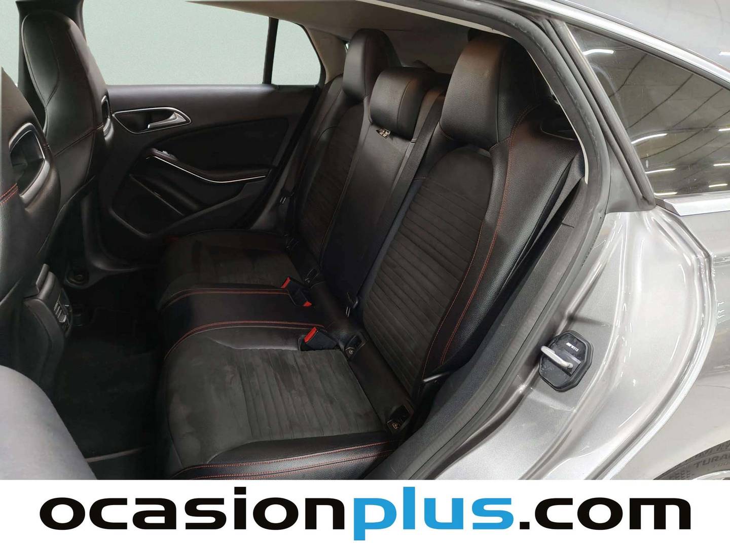 Foto asientos traseros Mercedes CLA Mercedes-Benz CLA Shooting Brake CLA 200 d Pack AMG (136 CV)