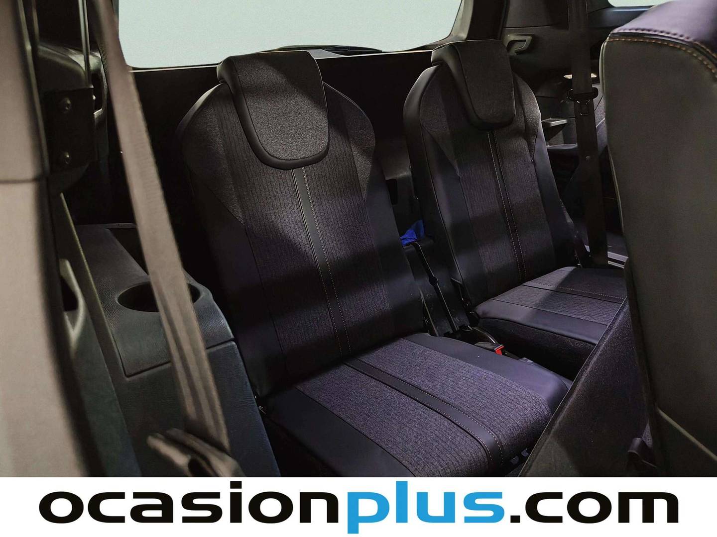 Foto asientos delanteros Peugeot 5008 Peugeot 5008 BlueHDI 150 GT-Line S&S (150 CV) 7 Plazas