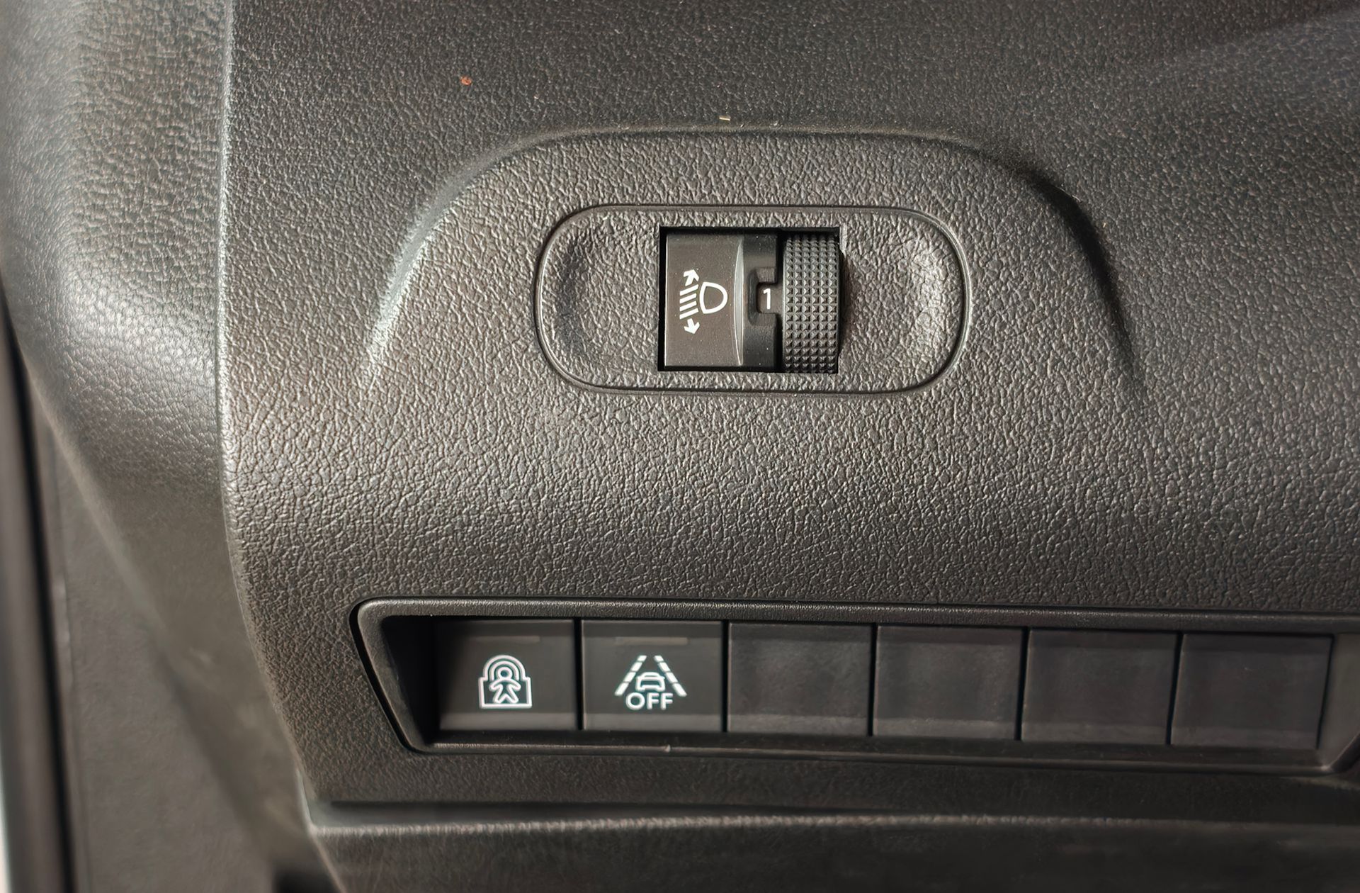 Citroën Berlingo BlueHDi 100 Talla M Shine Pack XTR - foto 27