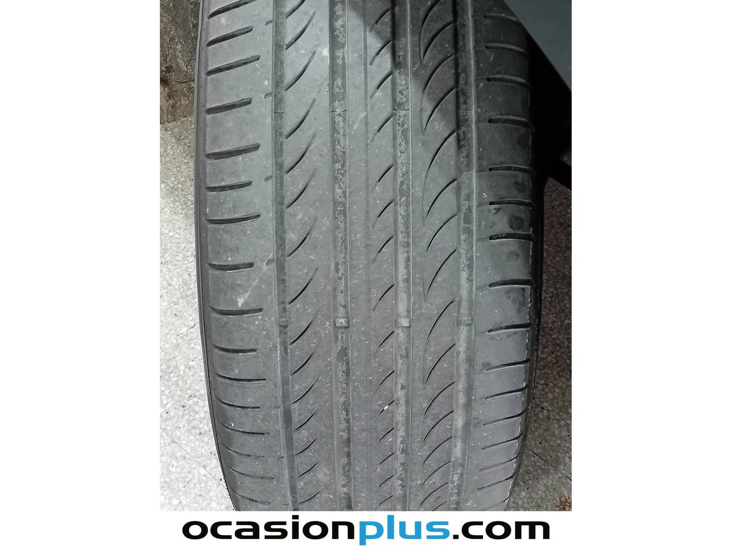 Foto Hyundai Staria Hyundai Staria 2.2 CRDI Maxx 9S (177 CV) 9 Plazas