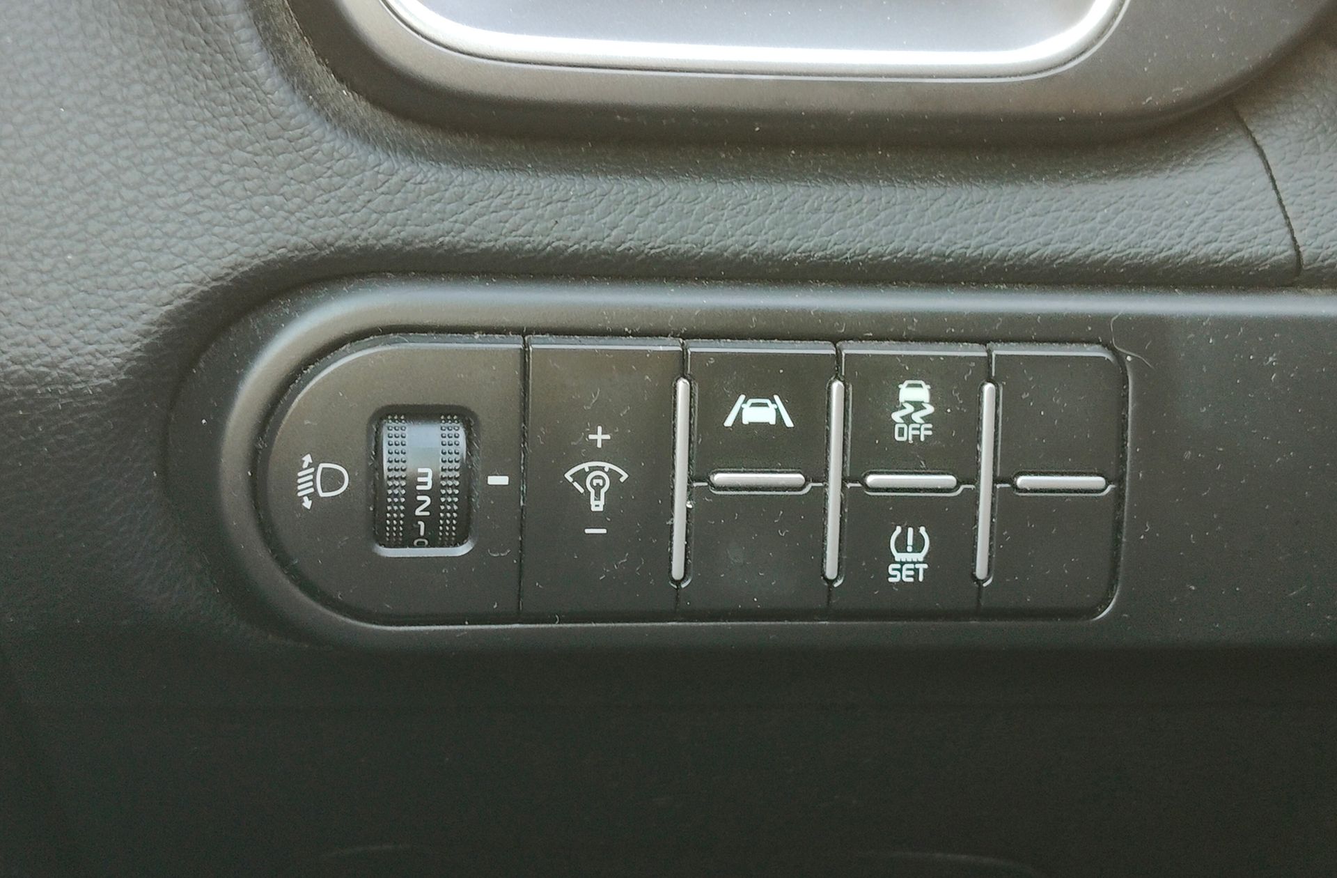 Kia Ceed 1.0 T-GDi Drive - foto 32