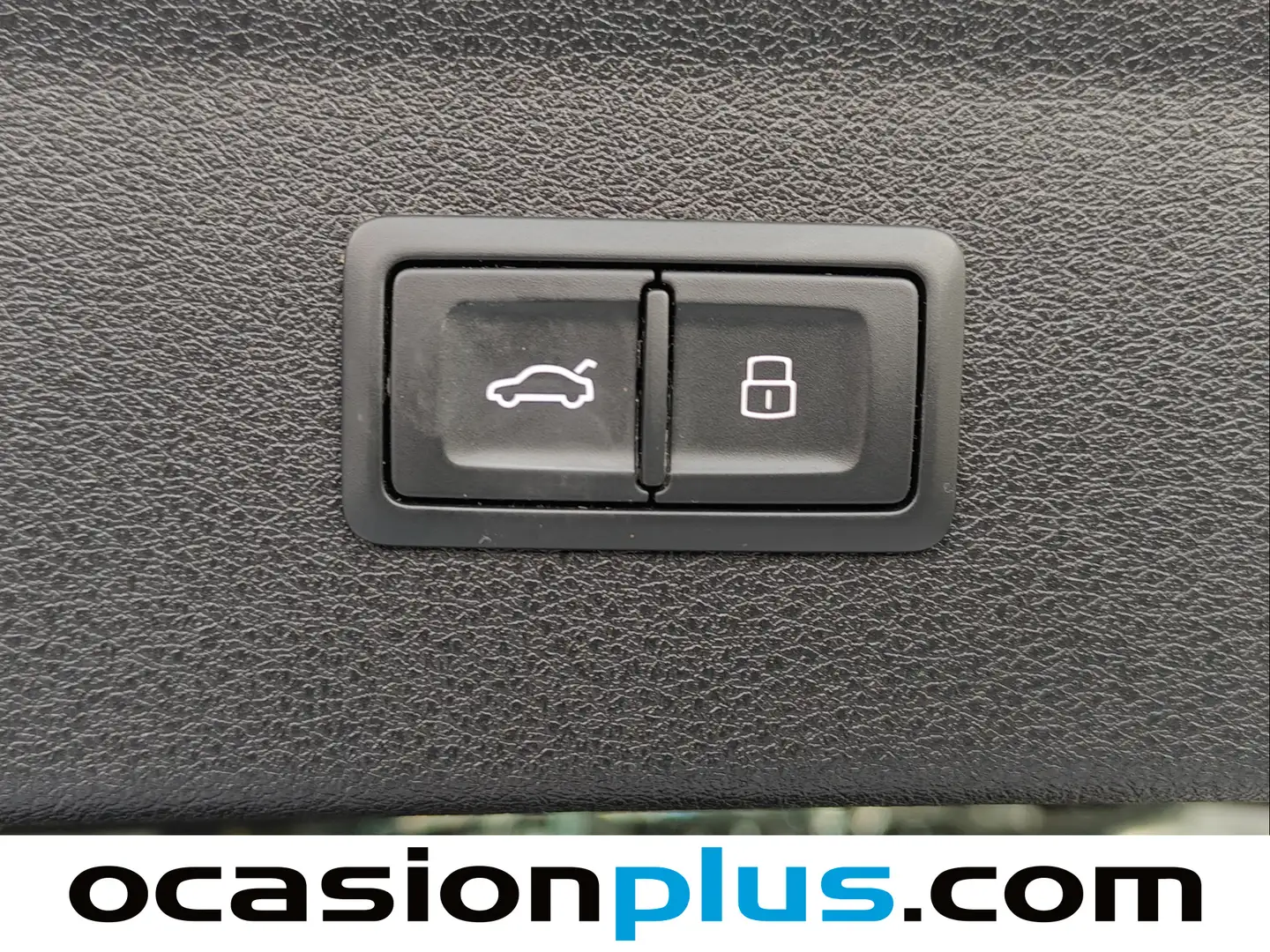 Foto Audi Q3 Audi Q3 Black line edition 2.0 TDI (150 CV) Paquete S-line