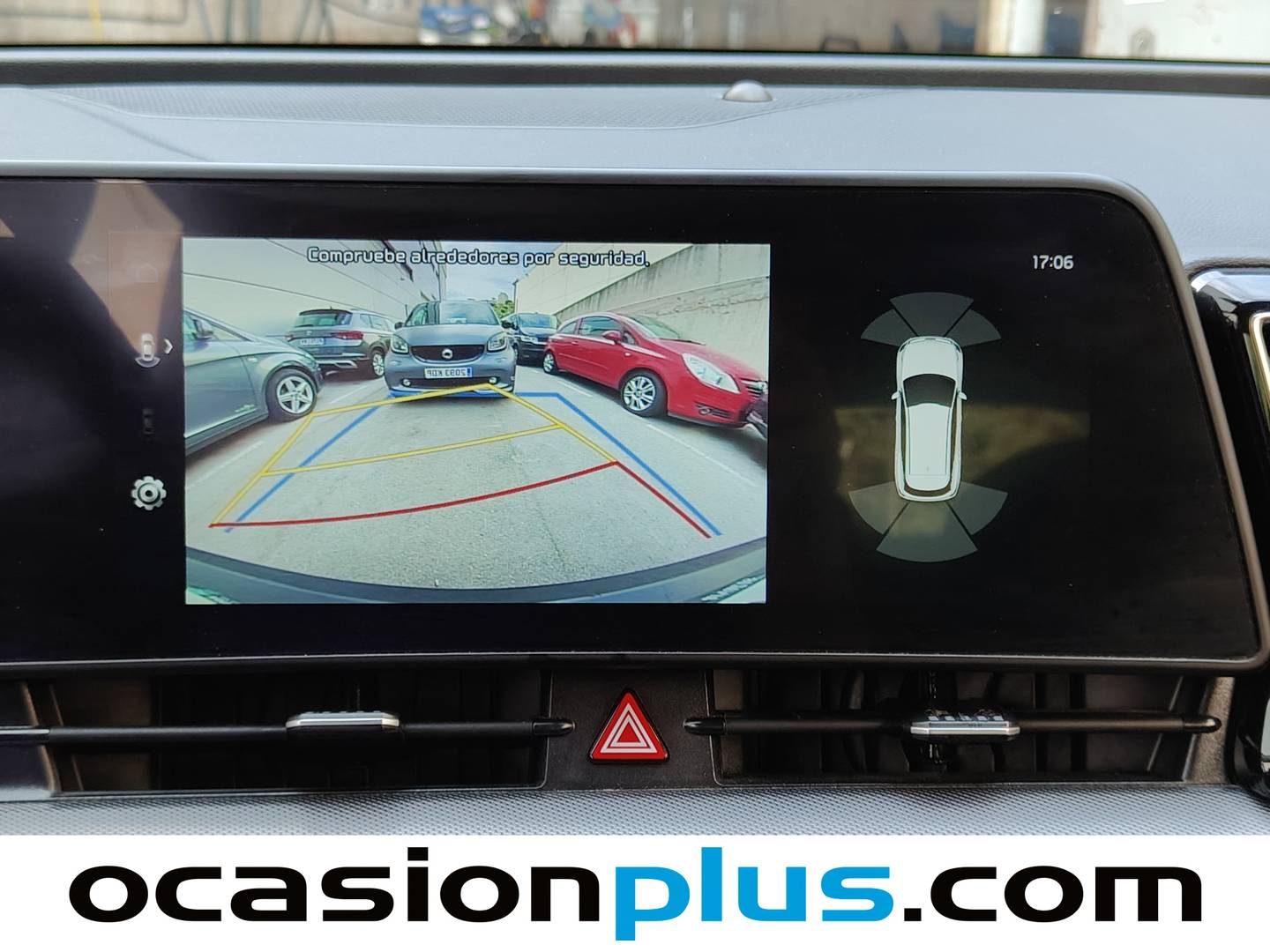 Equipamiento del KIA Sportage KIA Sportage 1.6 T-GDi HEV Drive 4x2 (230 CV)
