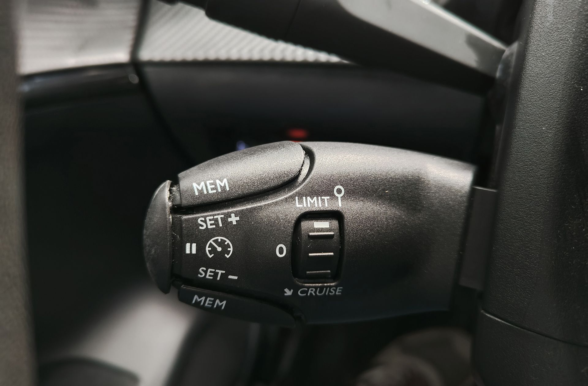 Peugeot 208 PureTech 100 Active Pack - foto 26