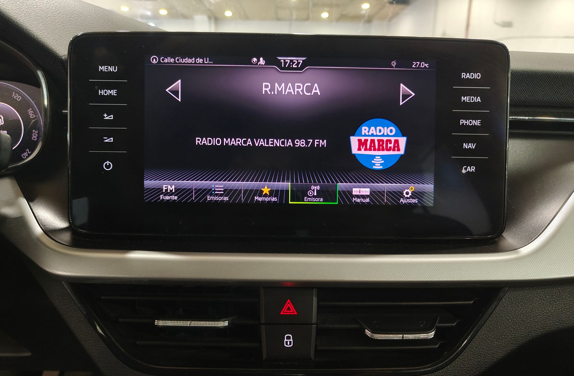 Škoda Scala 1.0 TSI Ambition - foto 30