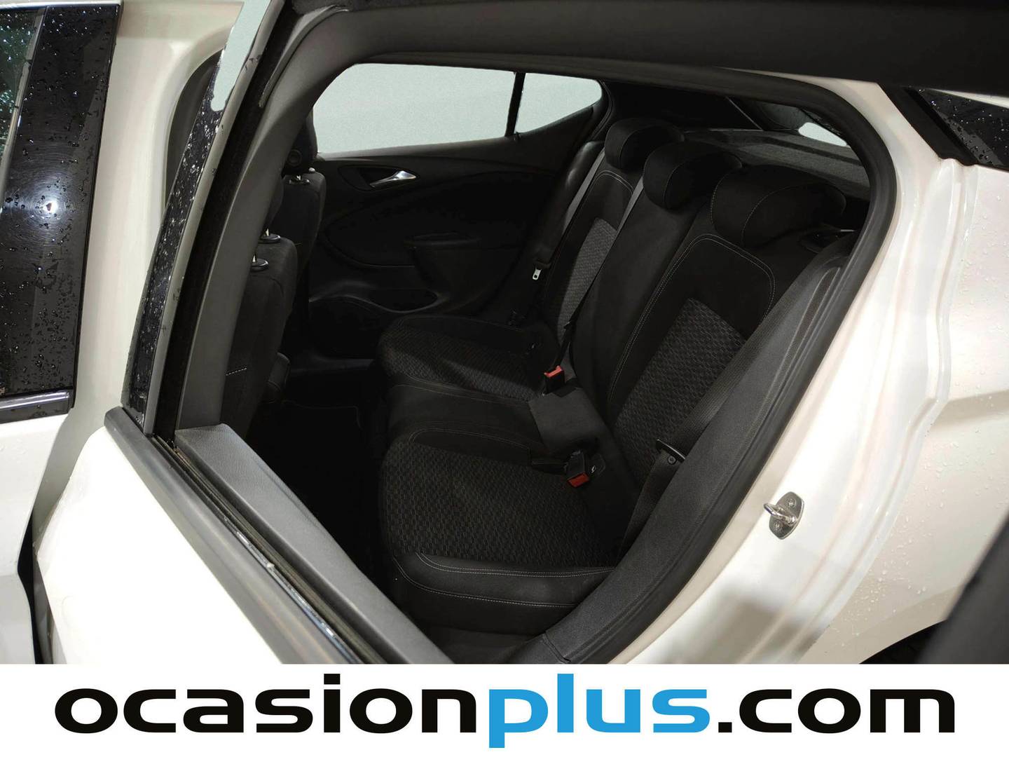 Foto asientos traseros Opel Astra Opel Astra 1.6 CDTI S&S Dynamic (136 CV)