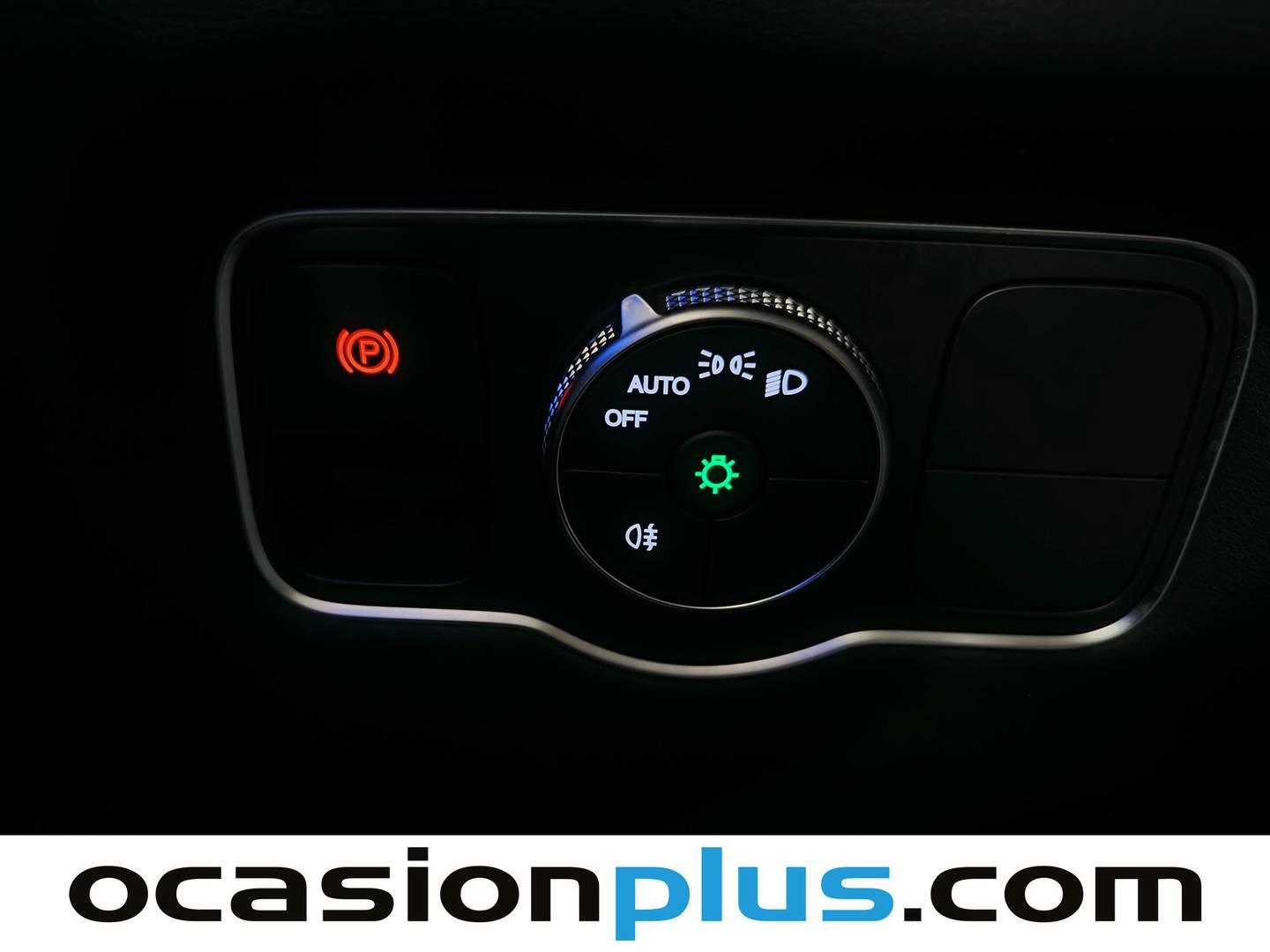 EBRO S800 EBRO S800 1.6 TGDI Premium DCT (147 CV) 7 Plazas 147cv