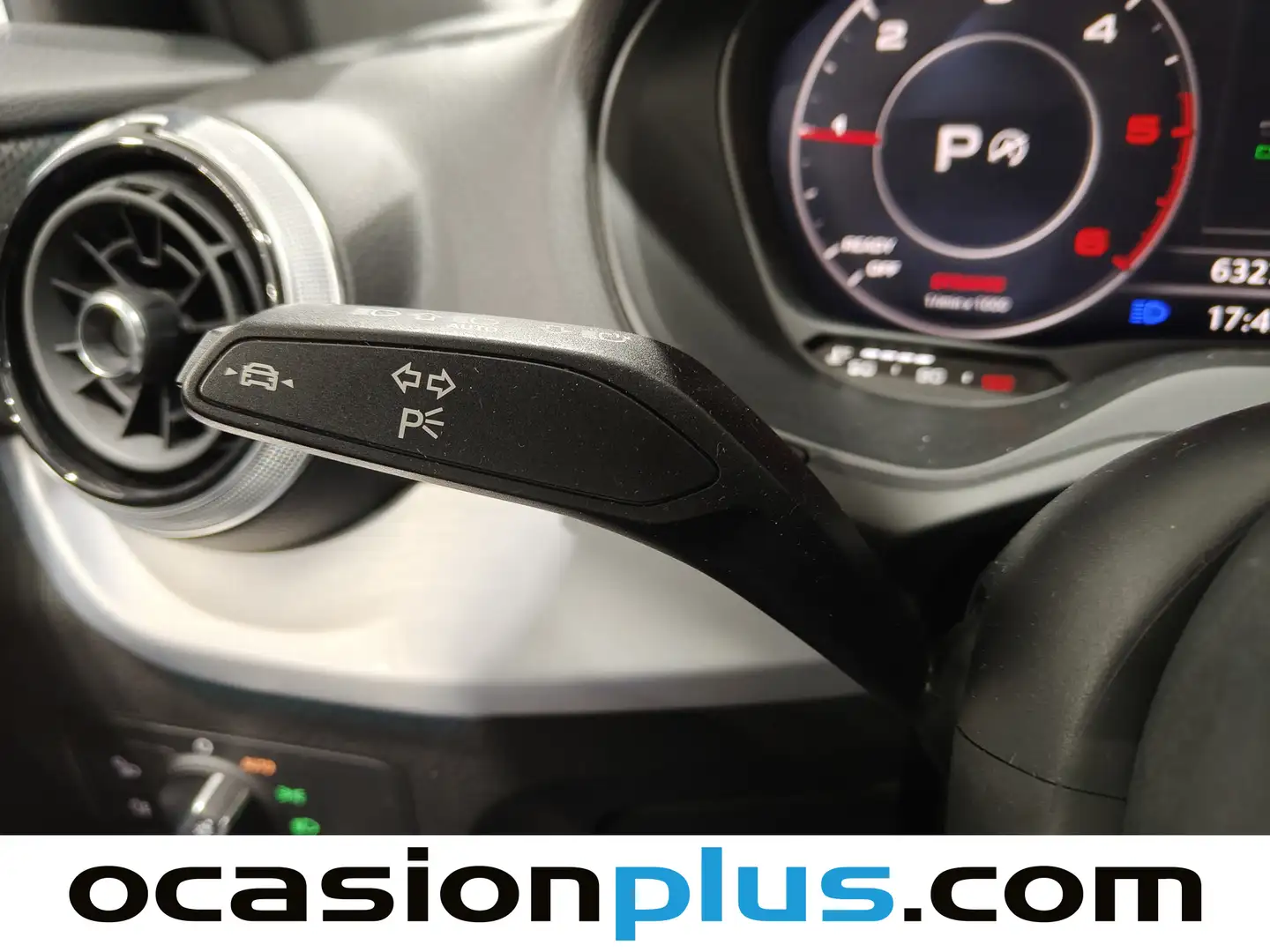 Foto Audi Q2 Audi Q2 Adrenalin 35 TDIW (150 CV) S Tronic Pack S-Line