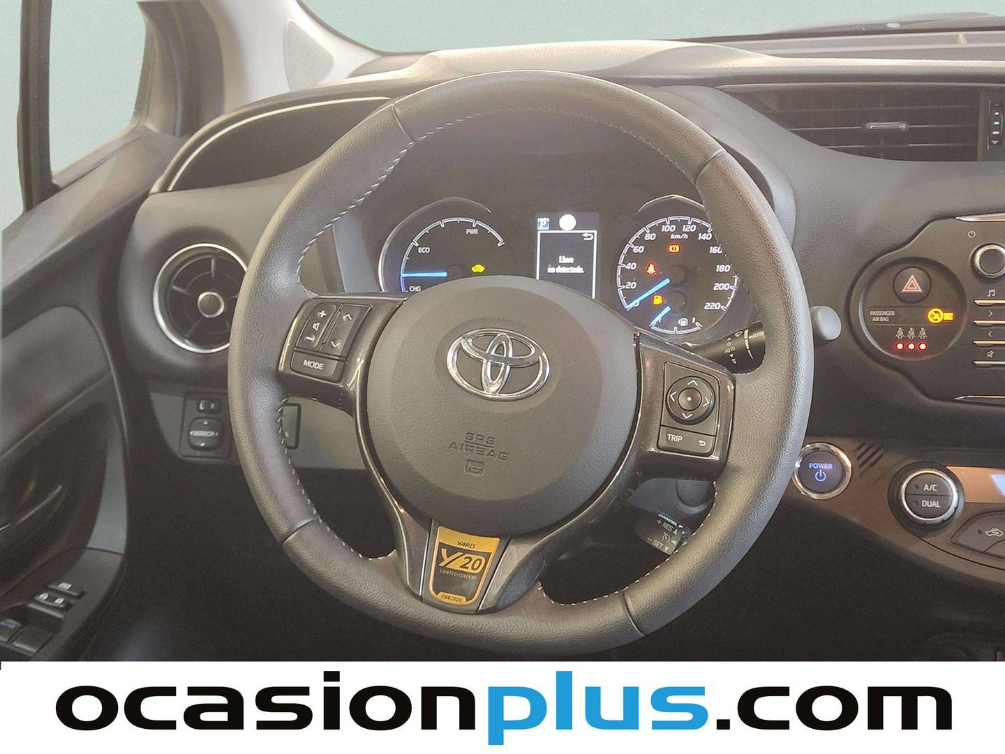 Toyota Yaris Toyota Yaris 1.5 100H Feel 20 Aniversario (100 CV) de segunda mano