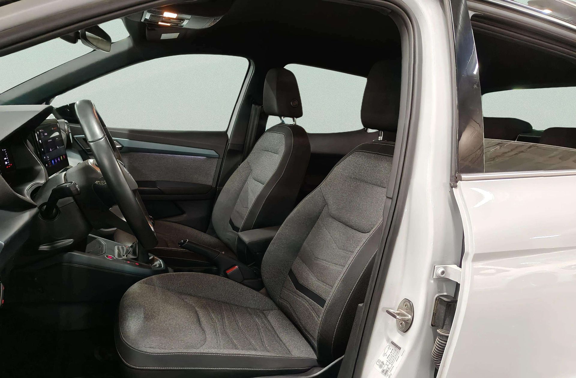 SEAT Arona 1.0 TSI Xperience XL - foto 11