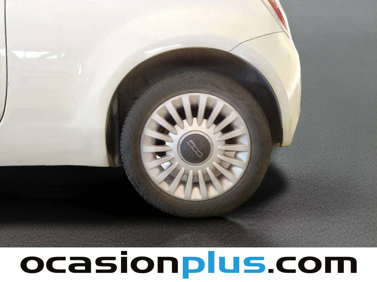 Foto Fiat 500 Fiat 500 1.2 8v Lounge (69 CV)