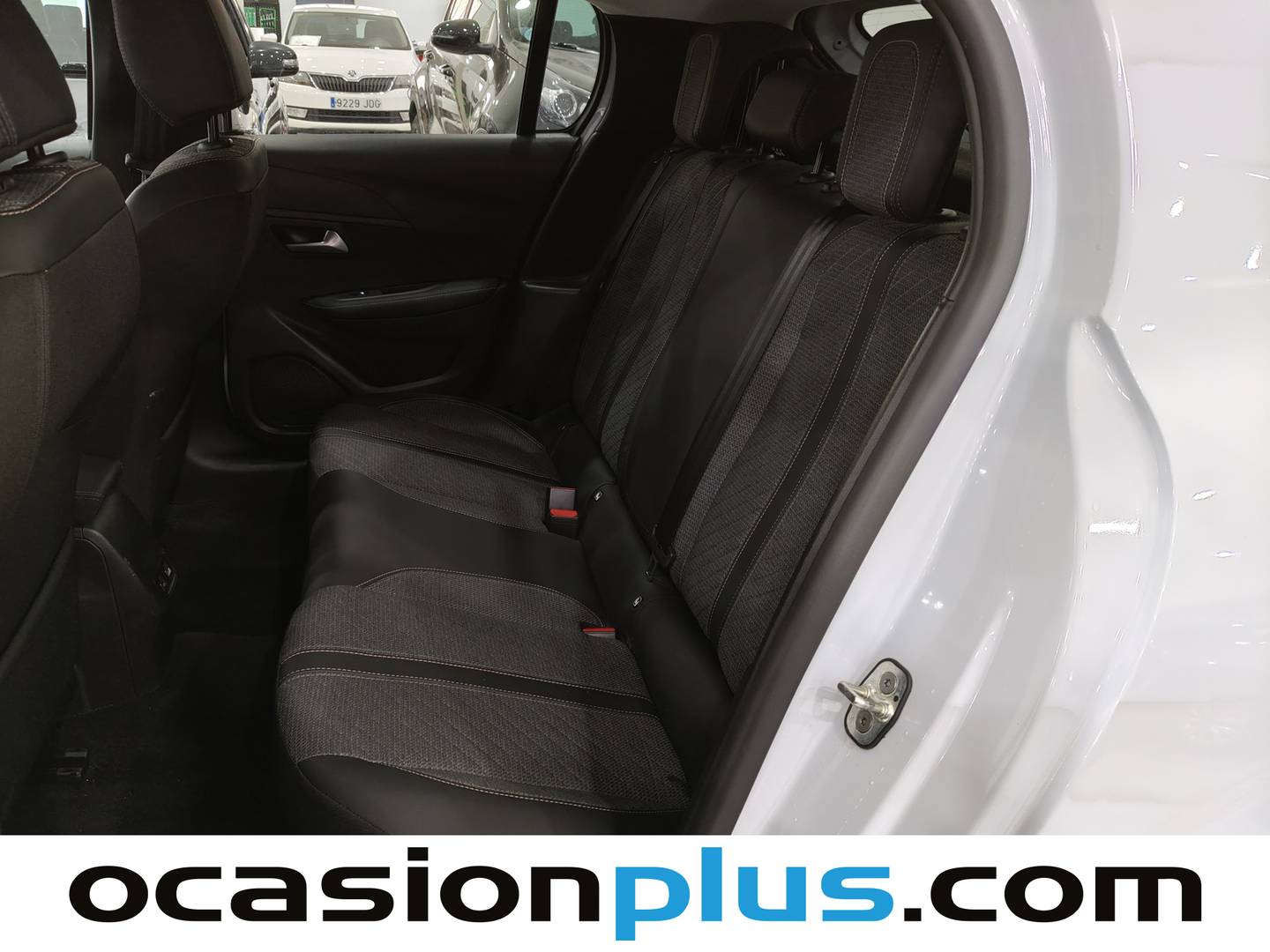 Foto asientos traseros Peugeot 208 Peugeot 208 PureTech 100 Allure (100 CV)