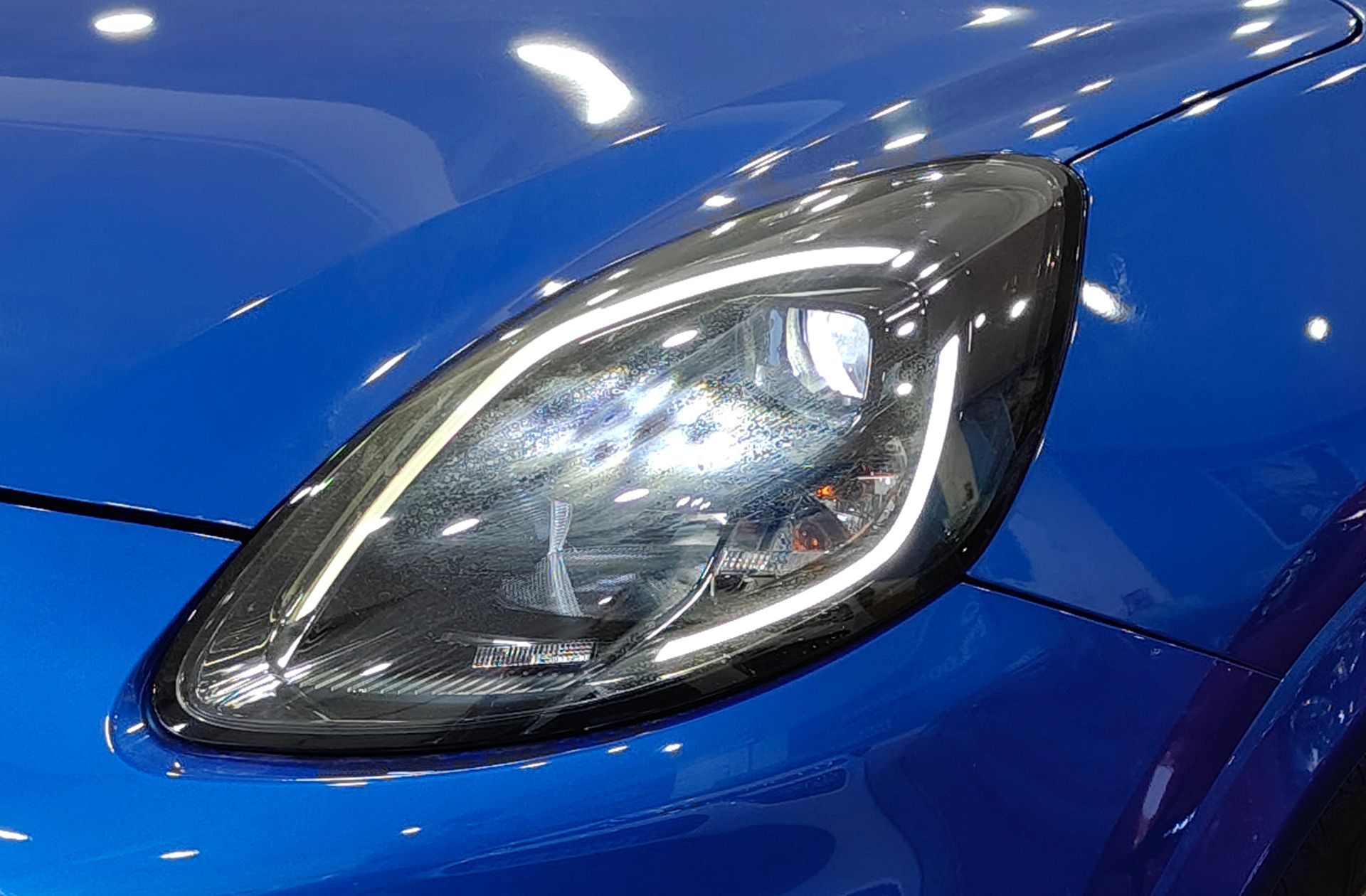 Ford Puma 1.0 EcoBoost MHEV ST-Line - foto 11