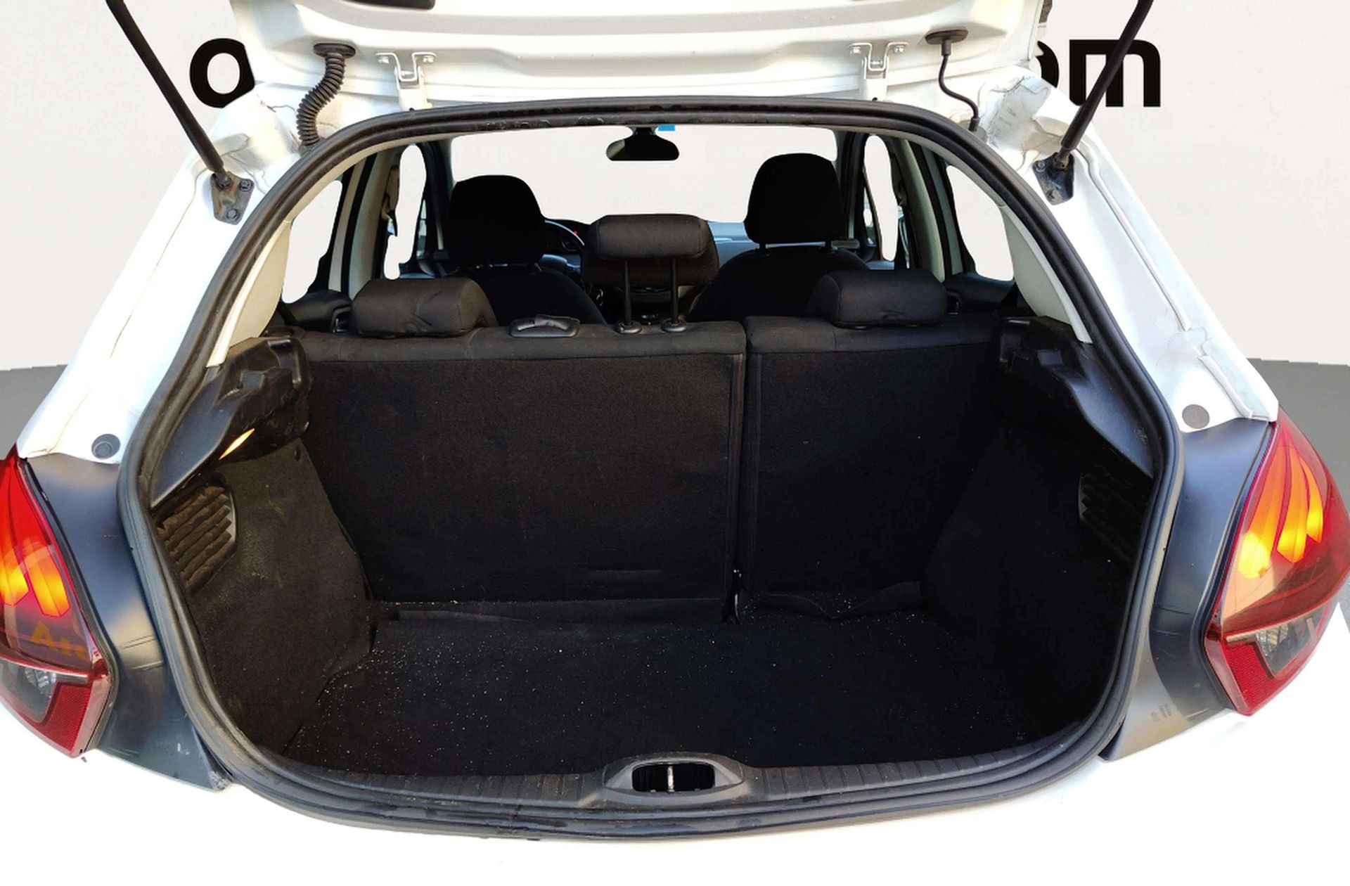 Peugeot 208 PureTech Signature - foto 16