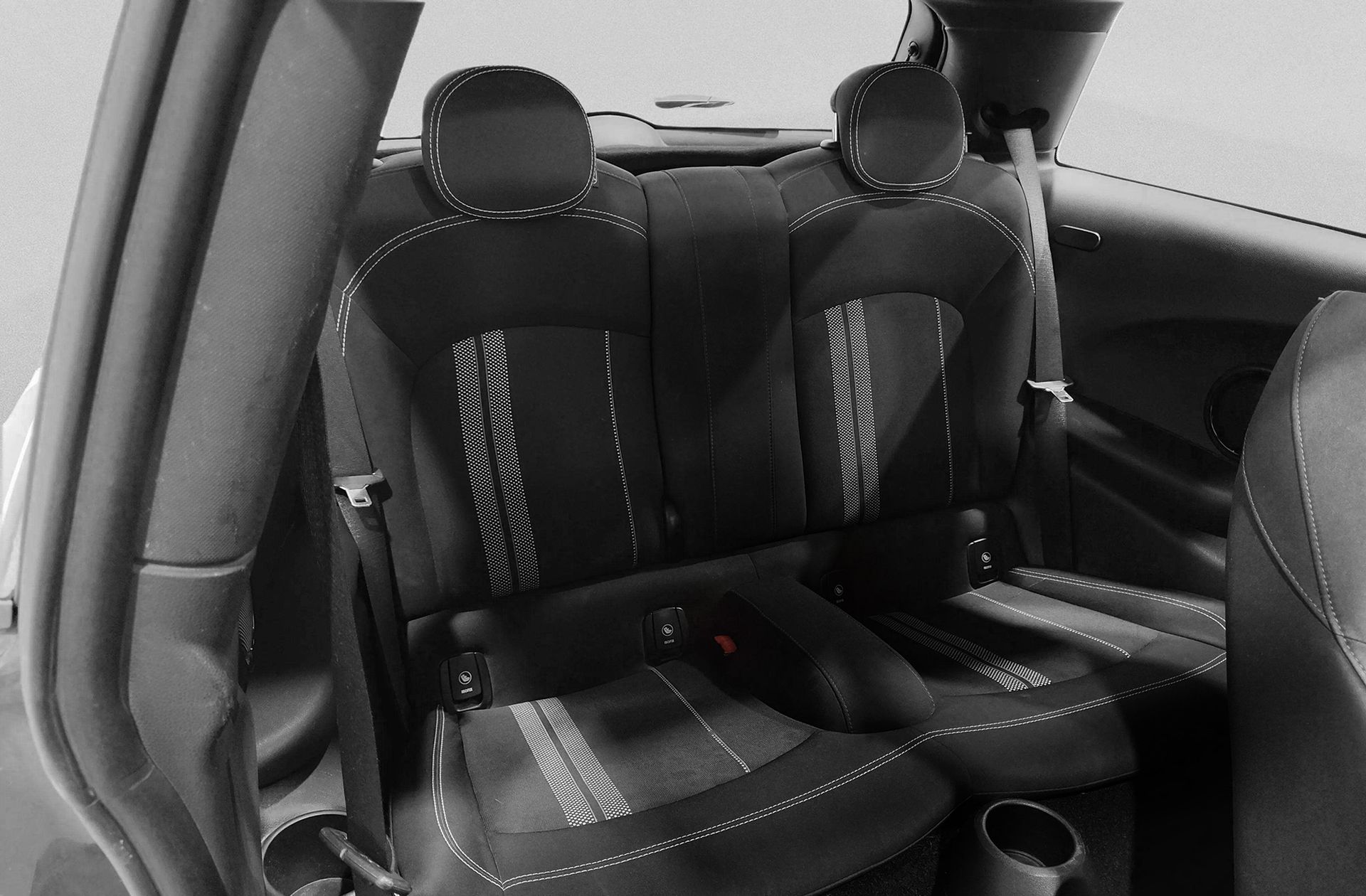 MINI Cooper SD - foto 18
