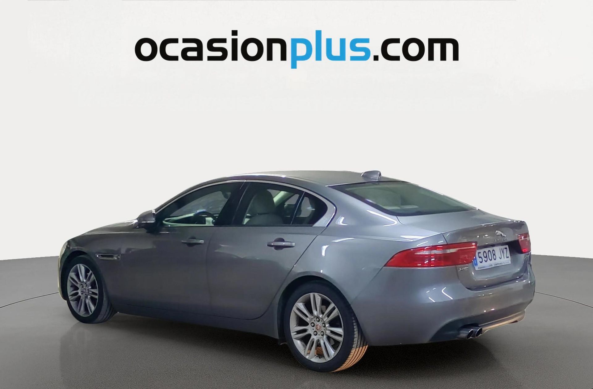 Jaguar XE 2.0 Diesel Pure RWD - foto 3