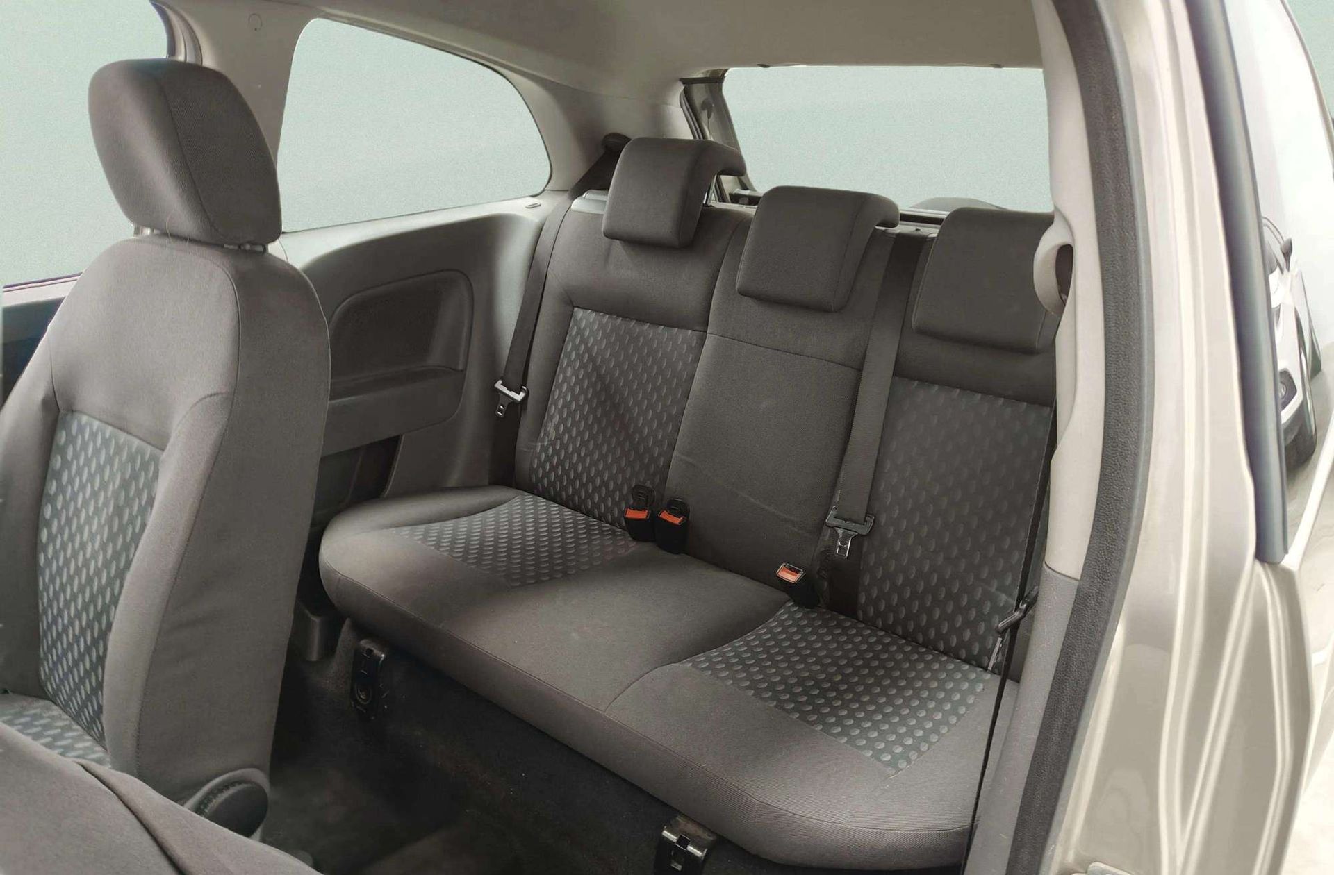Ford Fiesta 1.4 Trend - foto 11