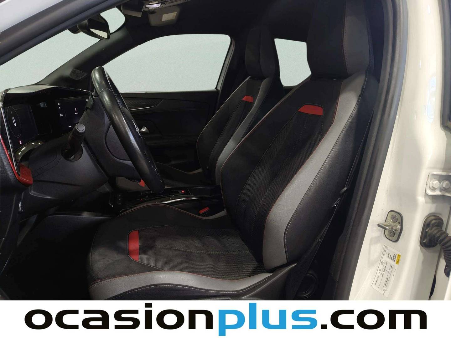 Foto asientos delanteros Opel Mokka Opel Mokka 1.2 T GS Auto (130 CV)