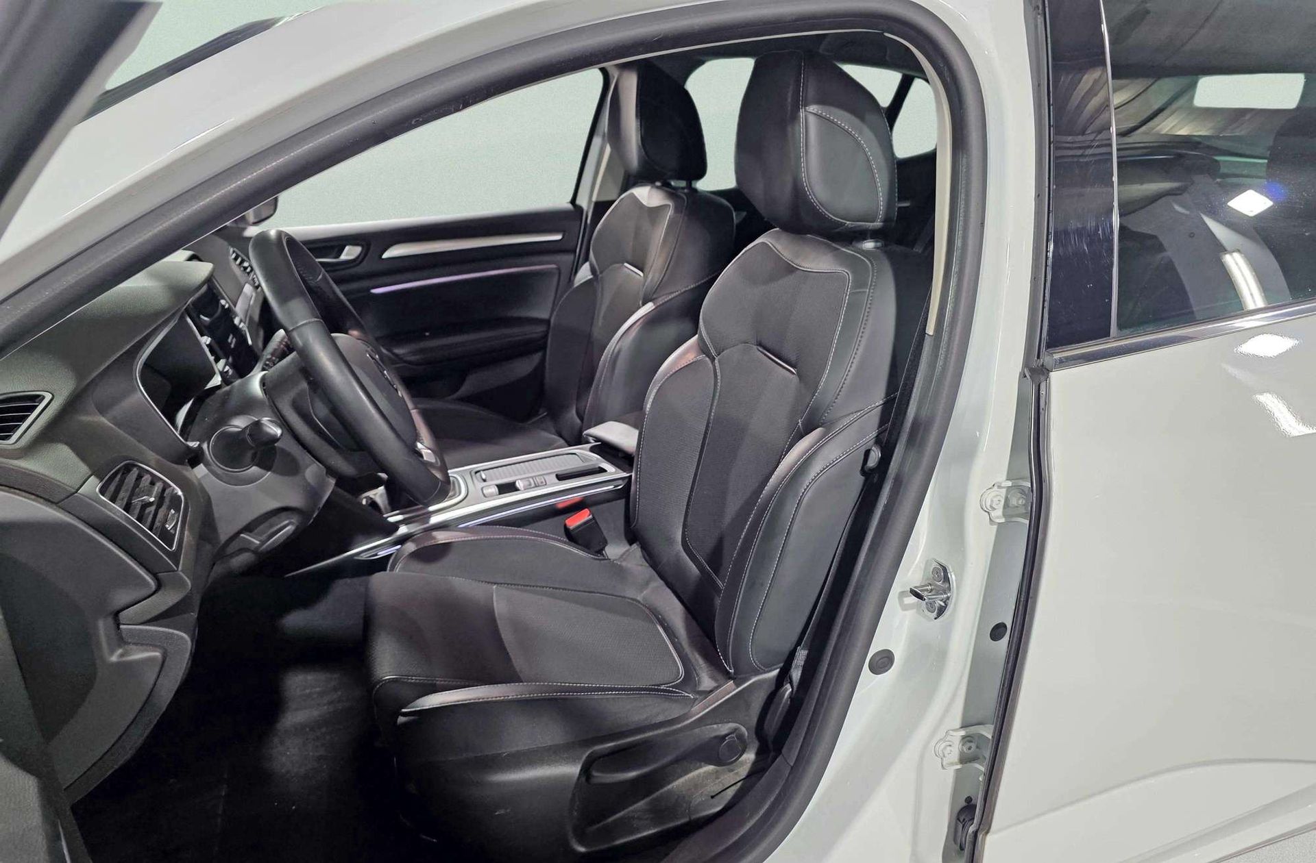 Renault Mégane Zen Fast Track TCe - foto 14