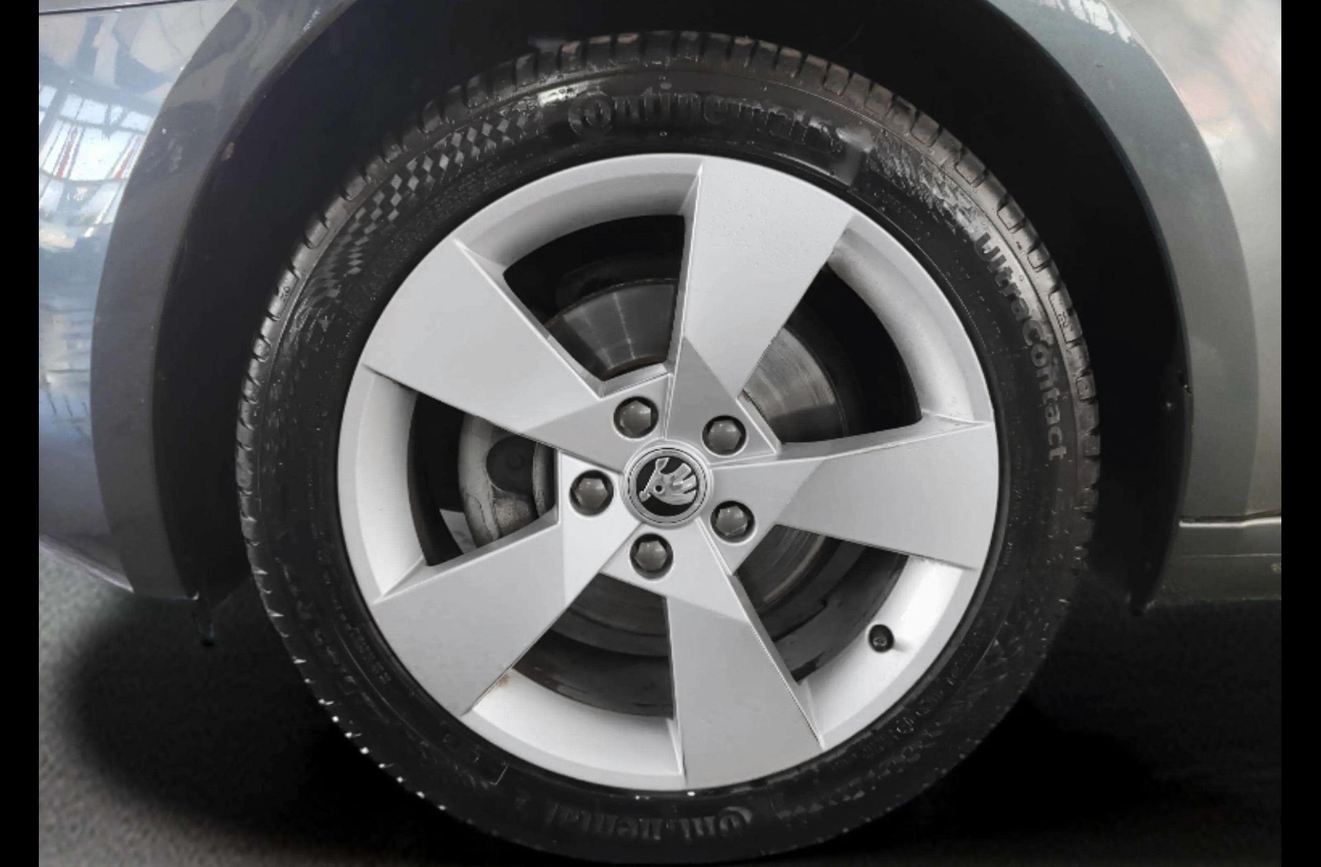 Škoda Octavia 1.4 TSI Style DSG - foto 33