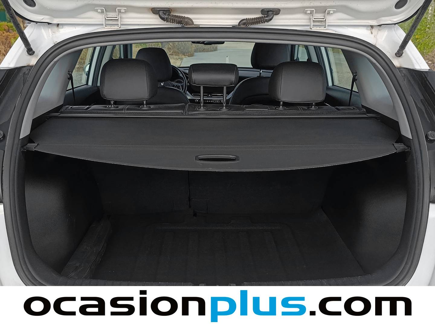 Fotos maletero KIA Niro KIA Niro 1.6 GDi HEV Híbrido Drive (141 CV)
