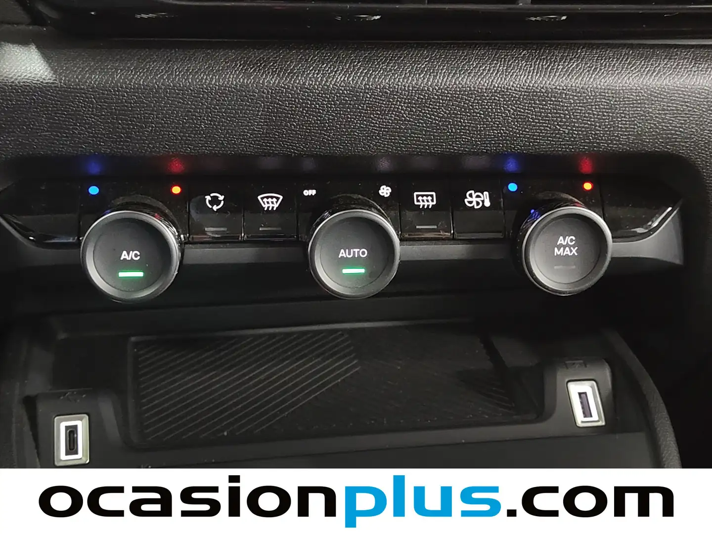 Foto Citroën C4 Citroen C4 PureTech 130 S&S Plus (131 CV)