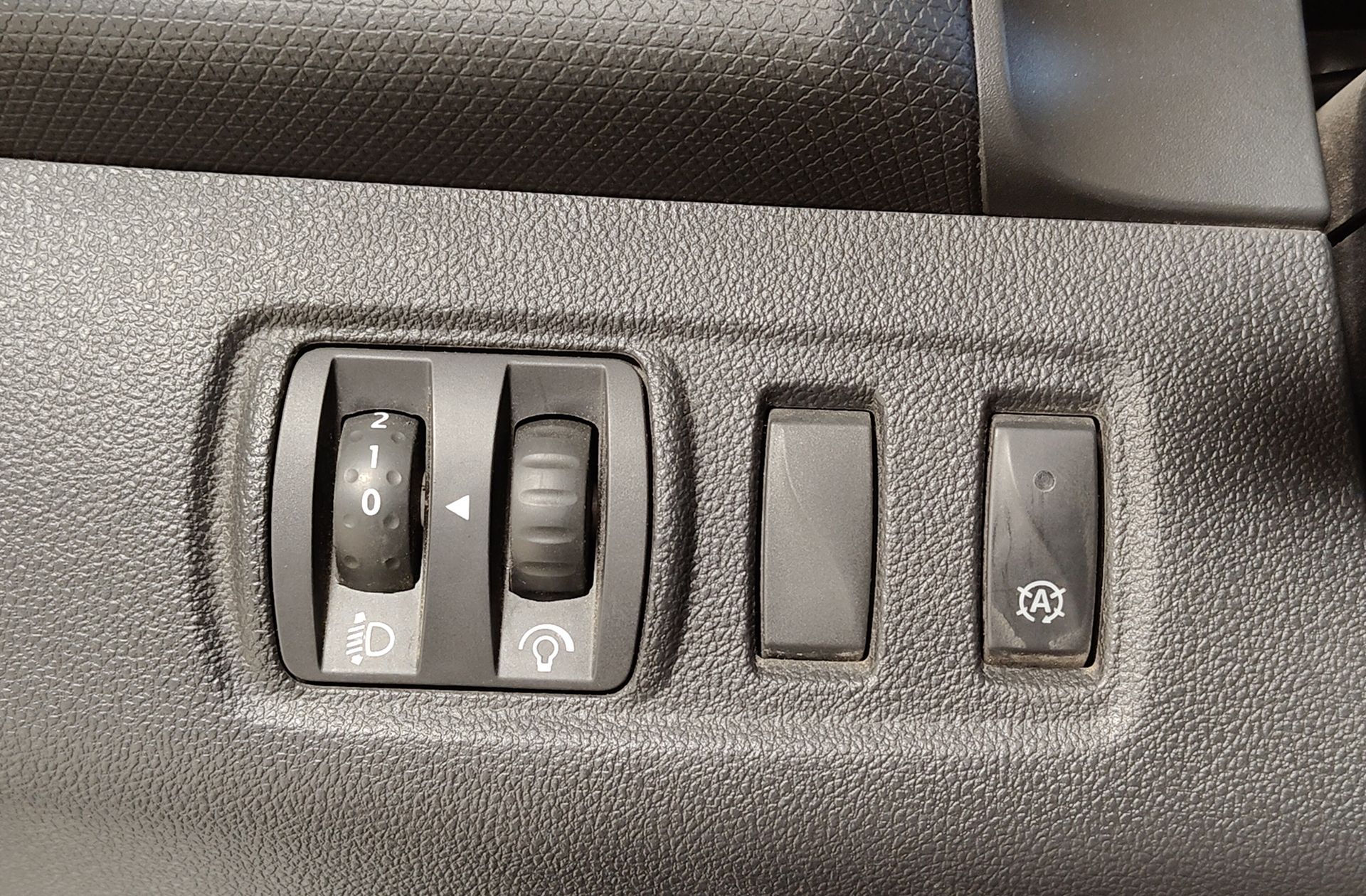 Renault Clio Limited Energy dCi - foto 19