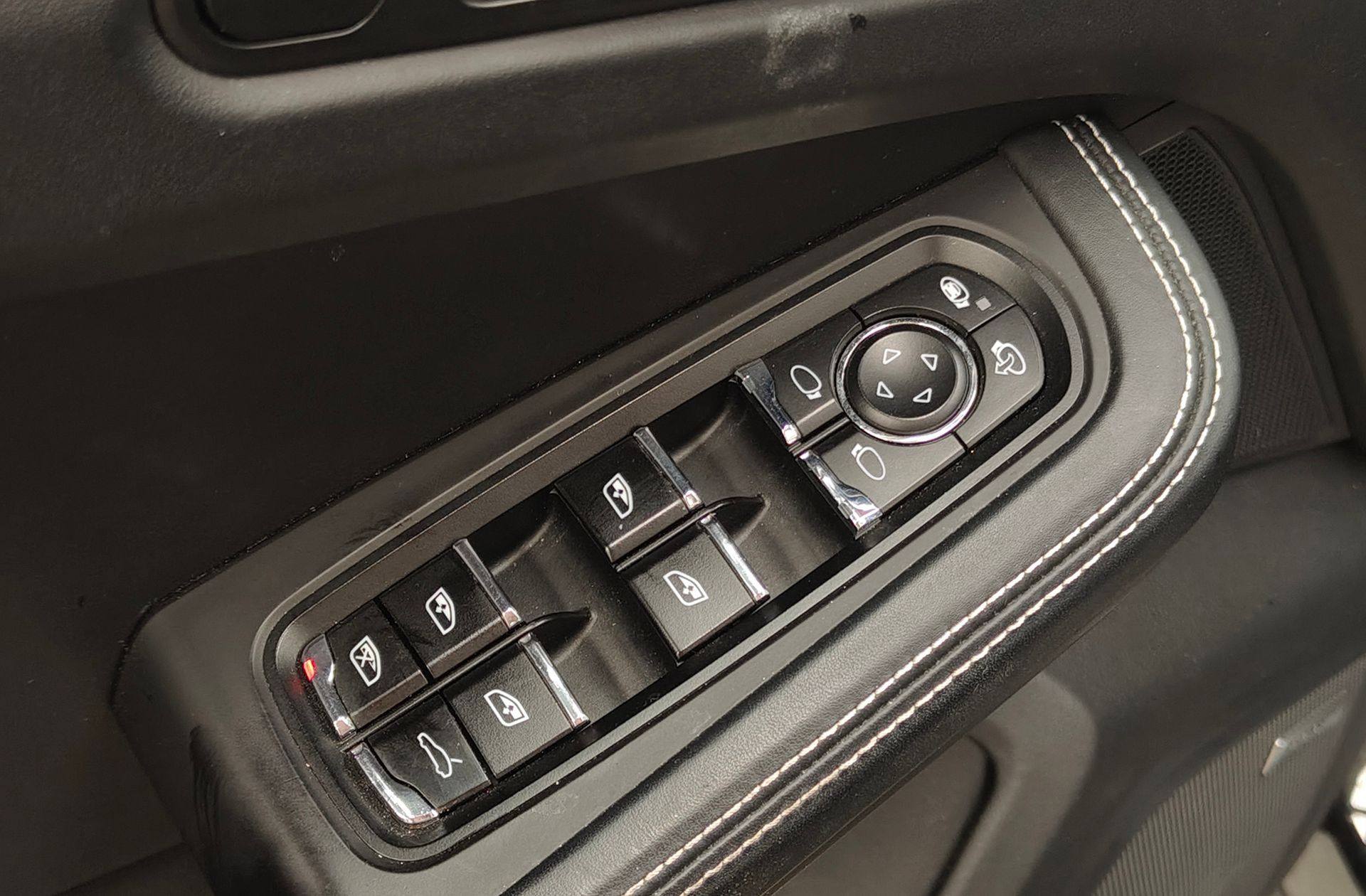 Porsche Macan S Diesel - foto 49
