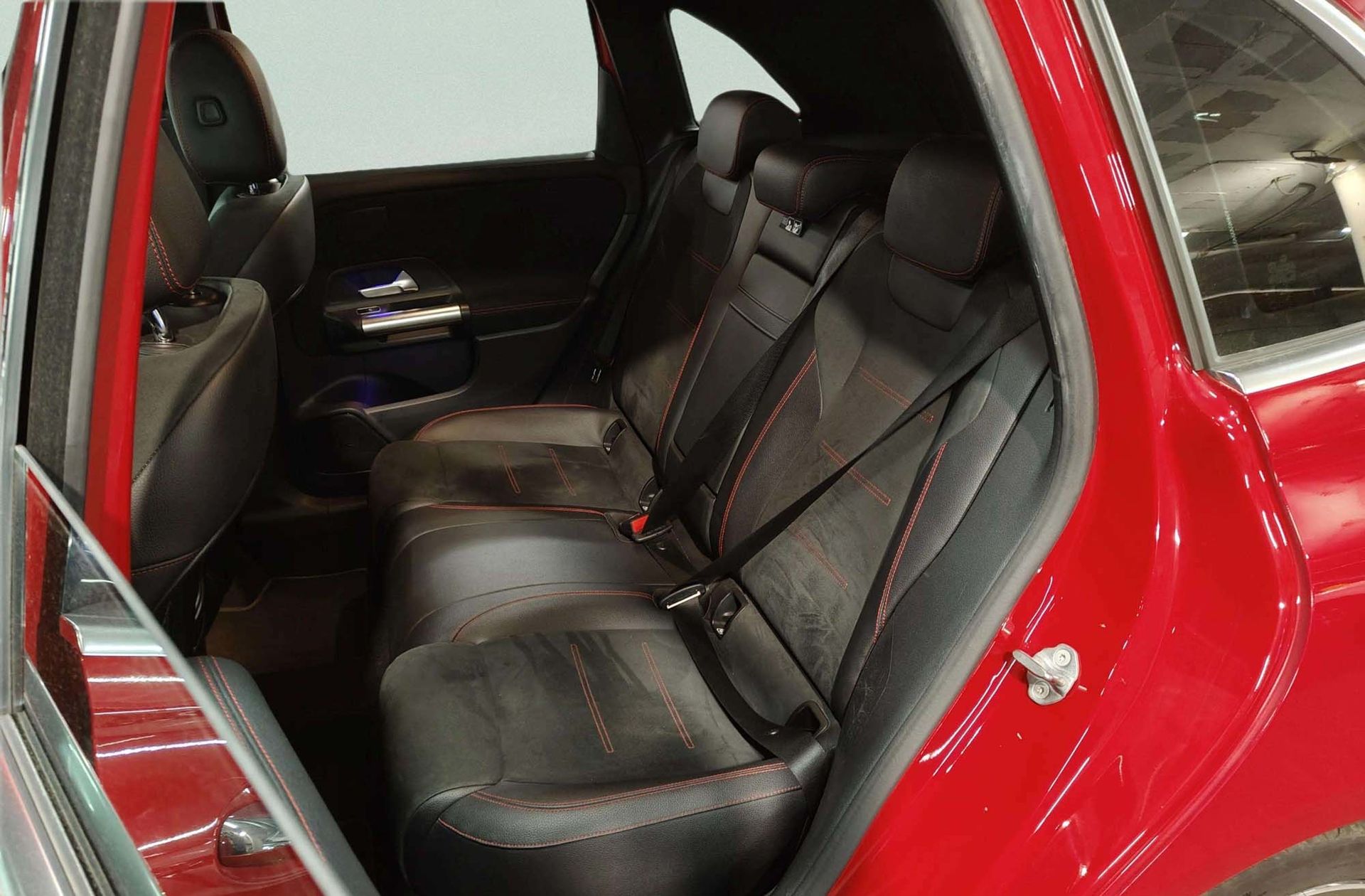 Mercedes-Benz Clase B 200 d Pack AMG - foto 15
