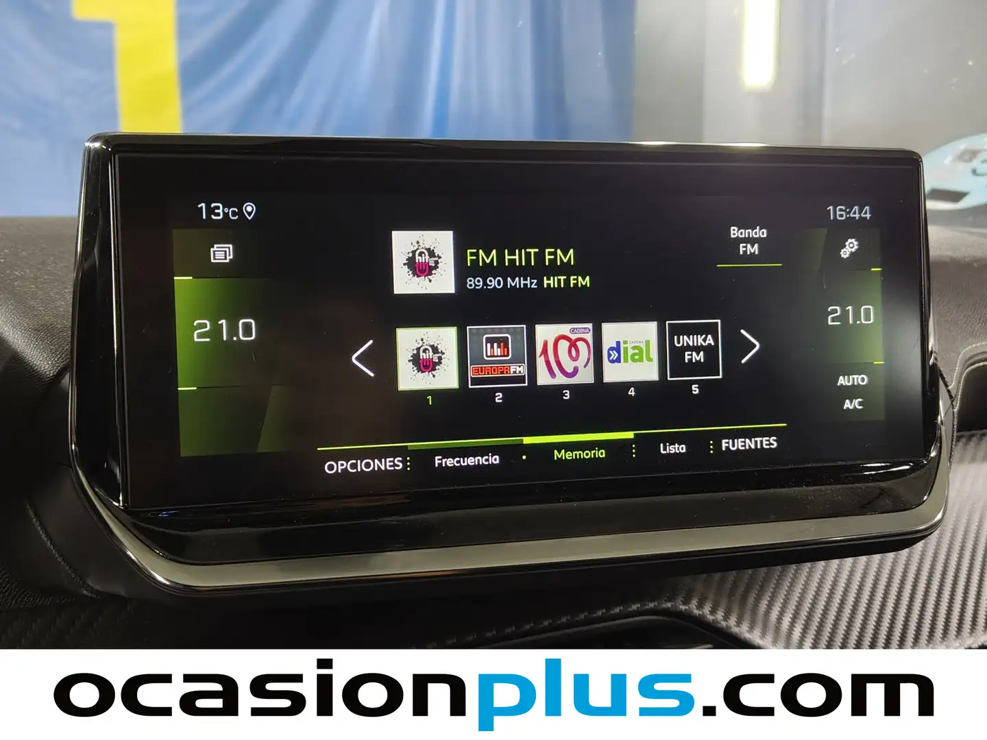 Foto Peugeot 208 Peugeot 208 BlueHDi 100 GT (100 CV)