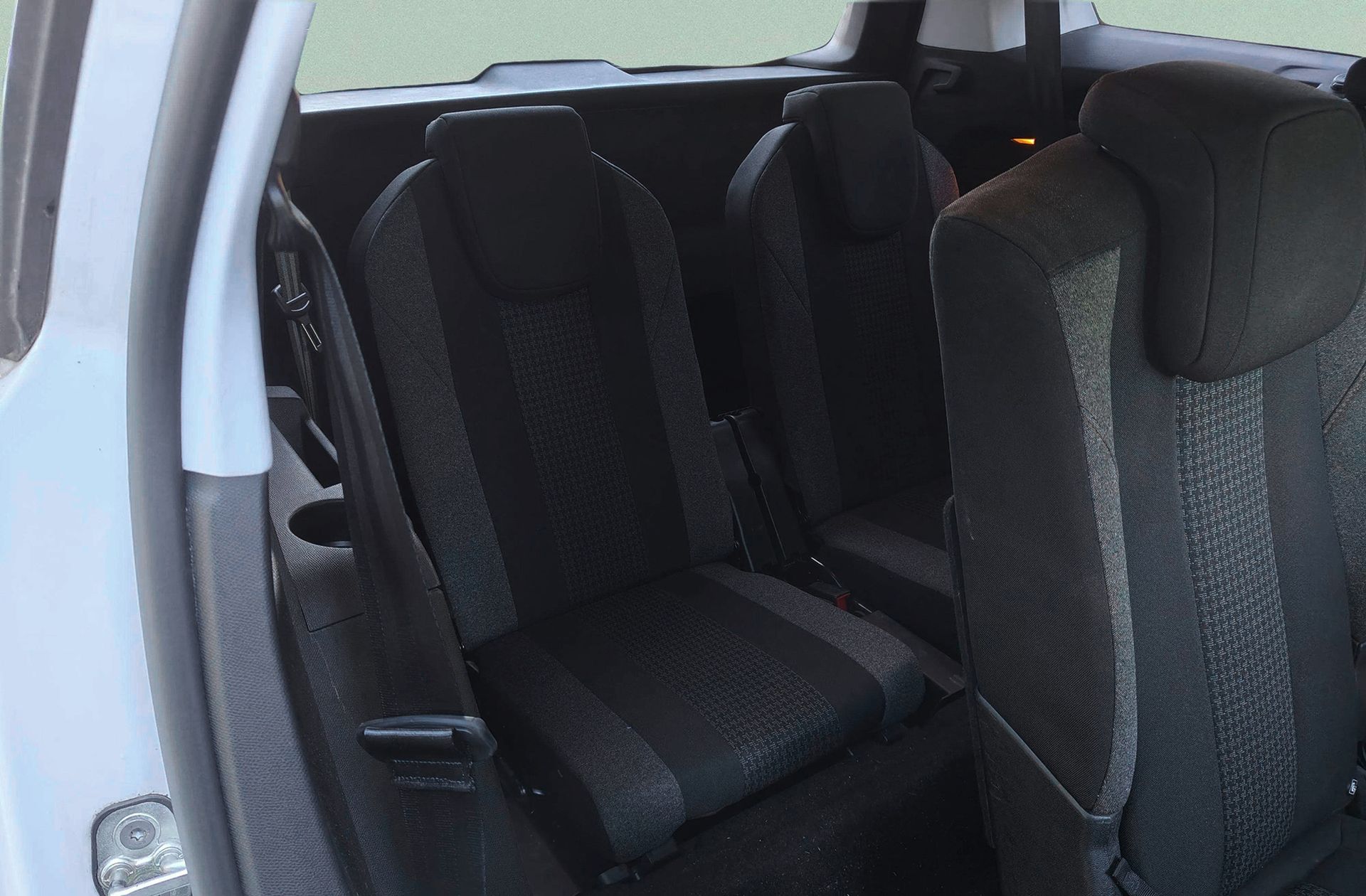 Peugeot 5008 1.2L PureTech Active 7 plazas - foto 6