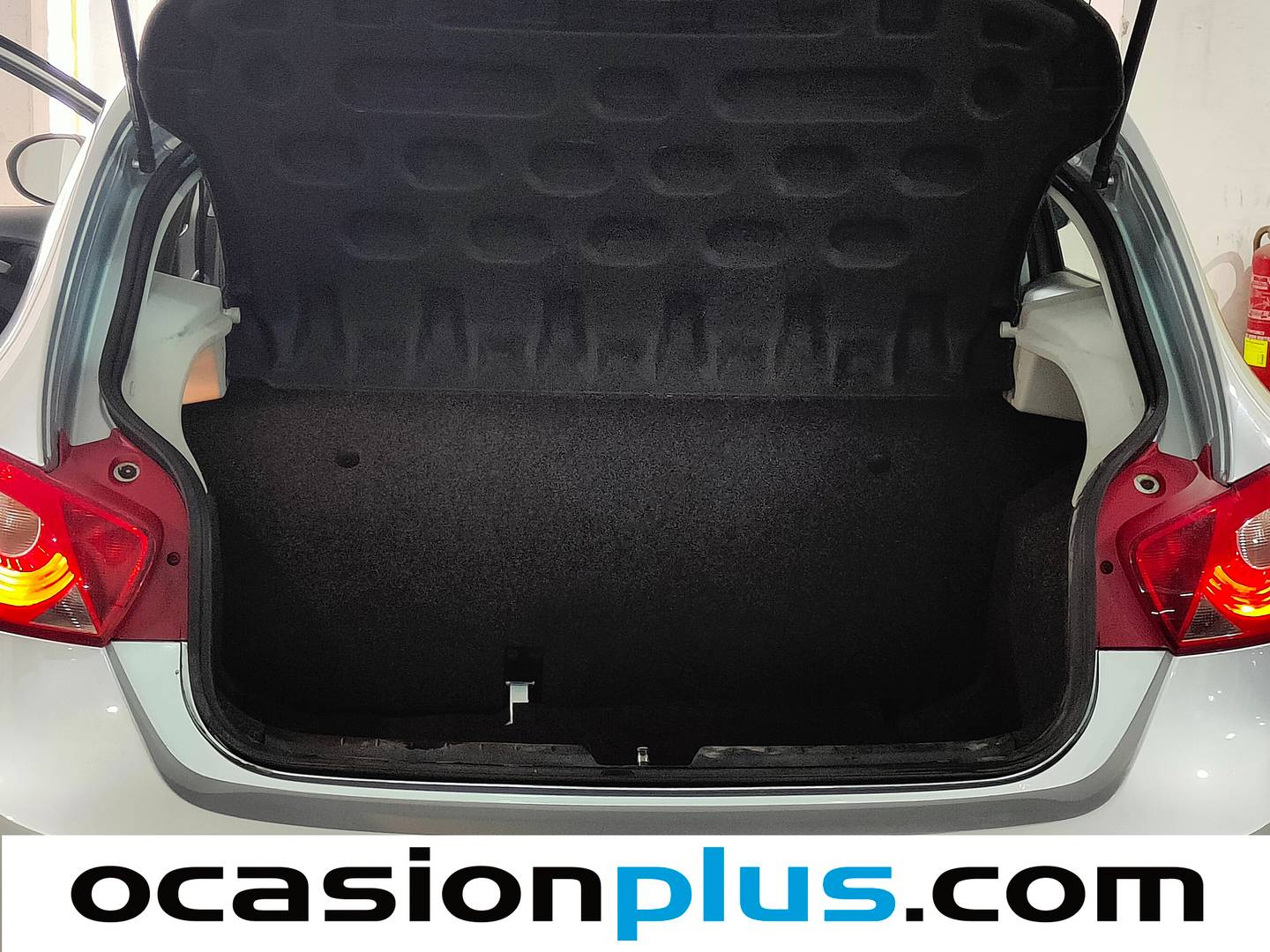 Fotos maletero Seat Ibiza Seat Ibiza 1.6 TDI DPF Reference (90 CV)