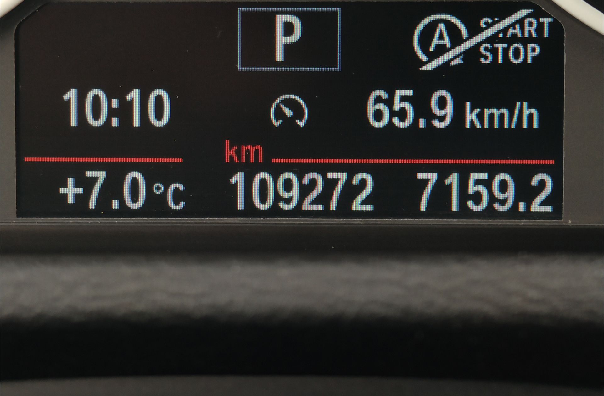 BMW X1 sDrive18d - foto 12