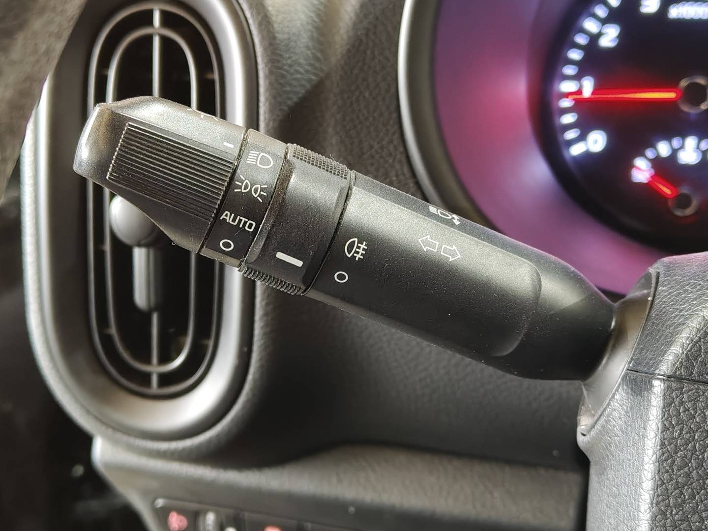 Foto KIA Picanto Kia Picanto 1.0 DPi Concept (67 CV)