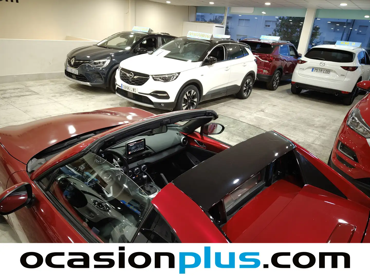 Foto Mazda MX-5 Mazda MX-5 2.0 Luxury Auto RF Targa (160 CV)