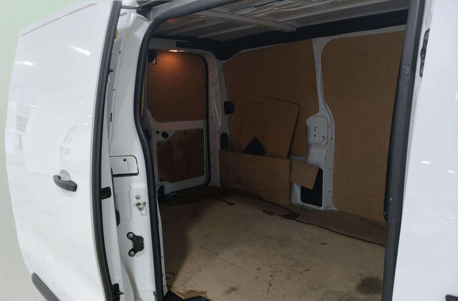 Citroën Jumpy Furgon BlueHDi 120 Talla M - foto 10