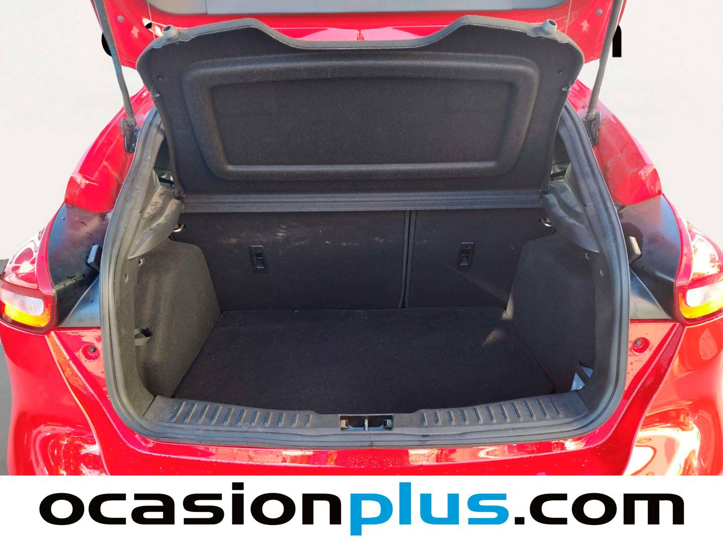 Fotos maletero Ford Focus Ford Focus 1.0 Ecoboost S&S ST-Line (125 CV)