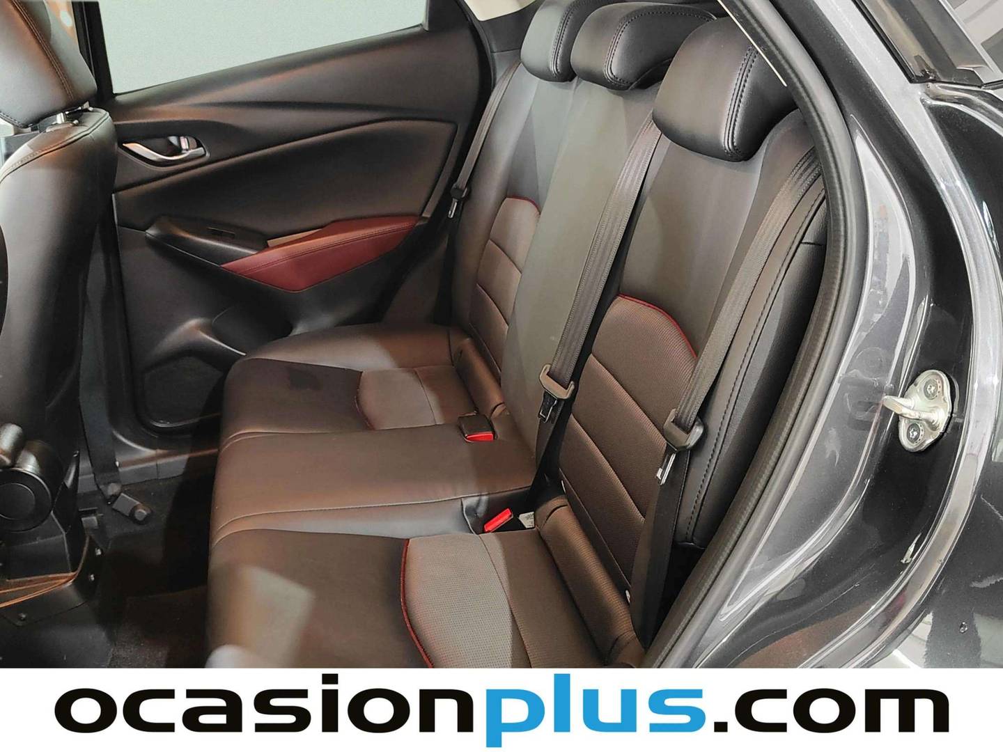Foto asientos traseros Mazda CX-3 Mazda CX-3 2.0 SKYACTIV GE i-Eloop Luxury 4WD AT (150 CV)