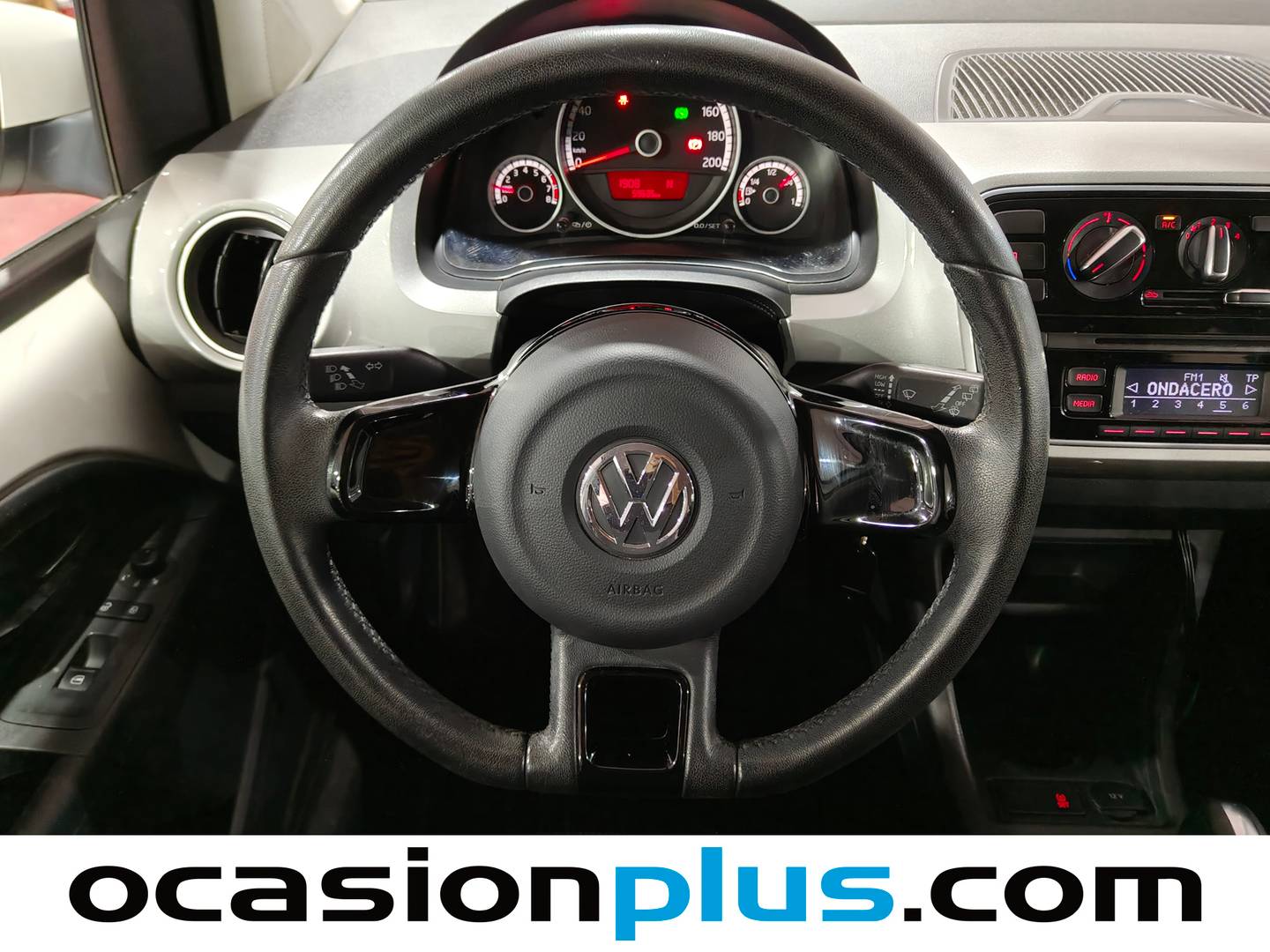 Volkswagen up! Volkswagen Up High up! 1.0 ASG (75 CV) gasolina