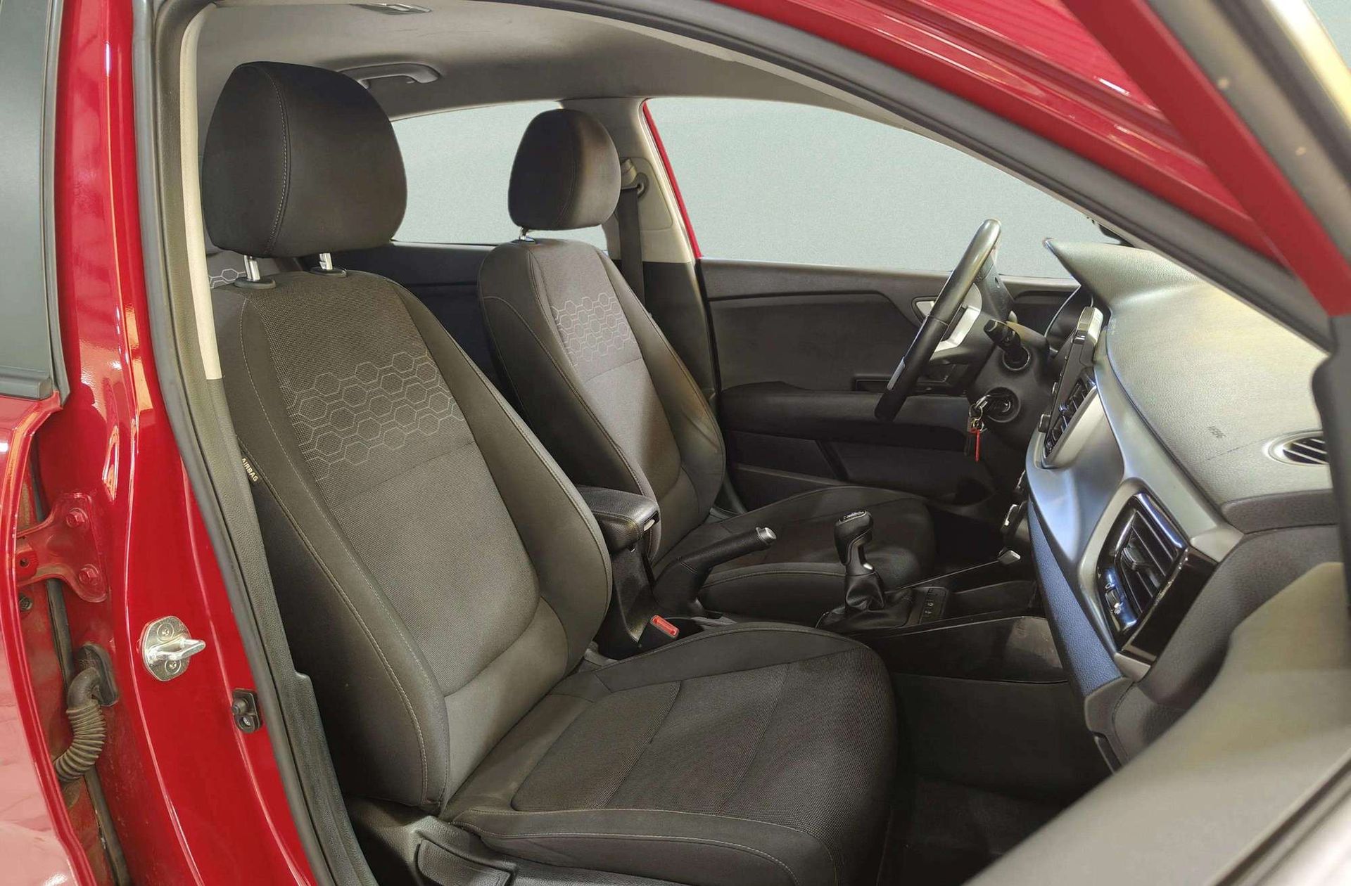 Kia Rio 1.0 T-GDi Drive - foto 20