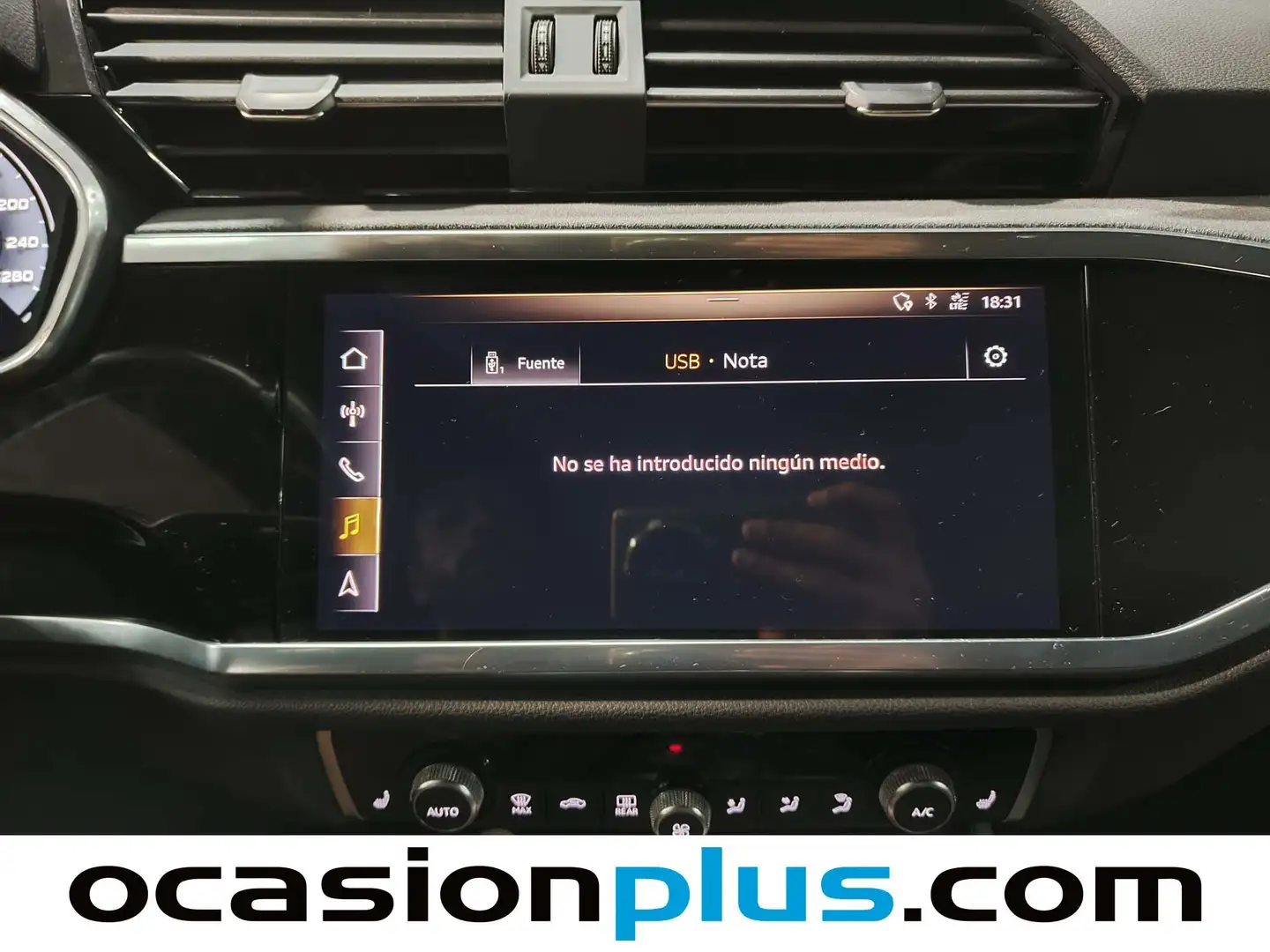 Foto Audi Q3 Sportback Audi Q3 Sportback Black line 40 TDI quattro Pack S-line (190 CV) S tronic