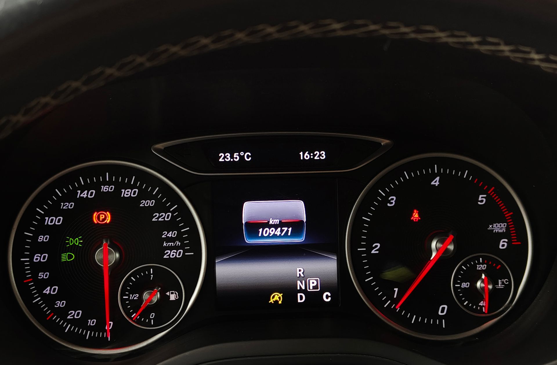Mercedes-Benz Clase B 180 d - foto 22