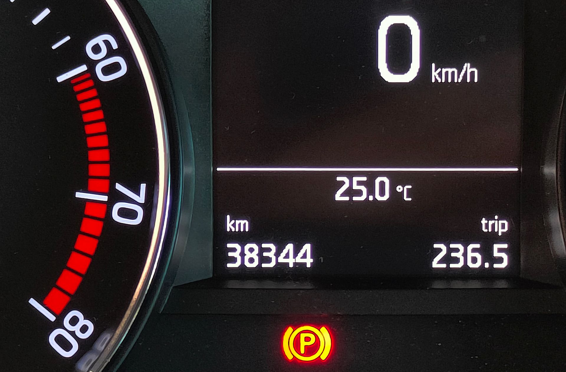 Škoda Fabia 1.0 MPI Like - foto 11