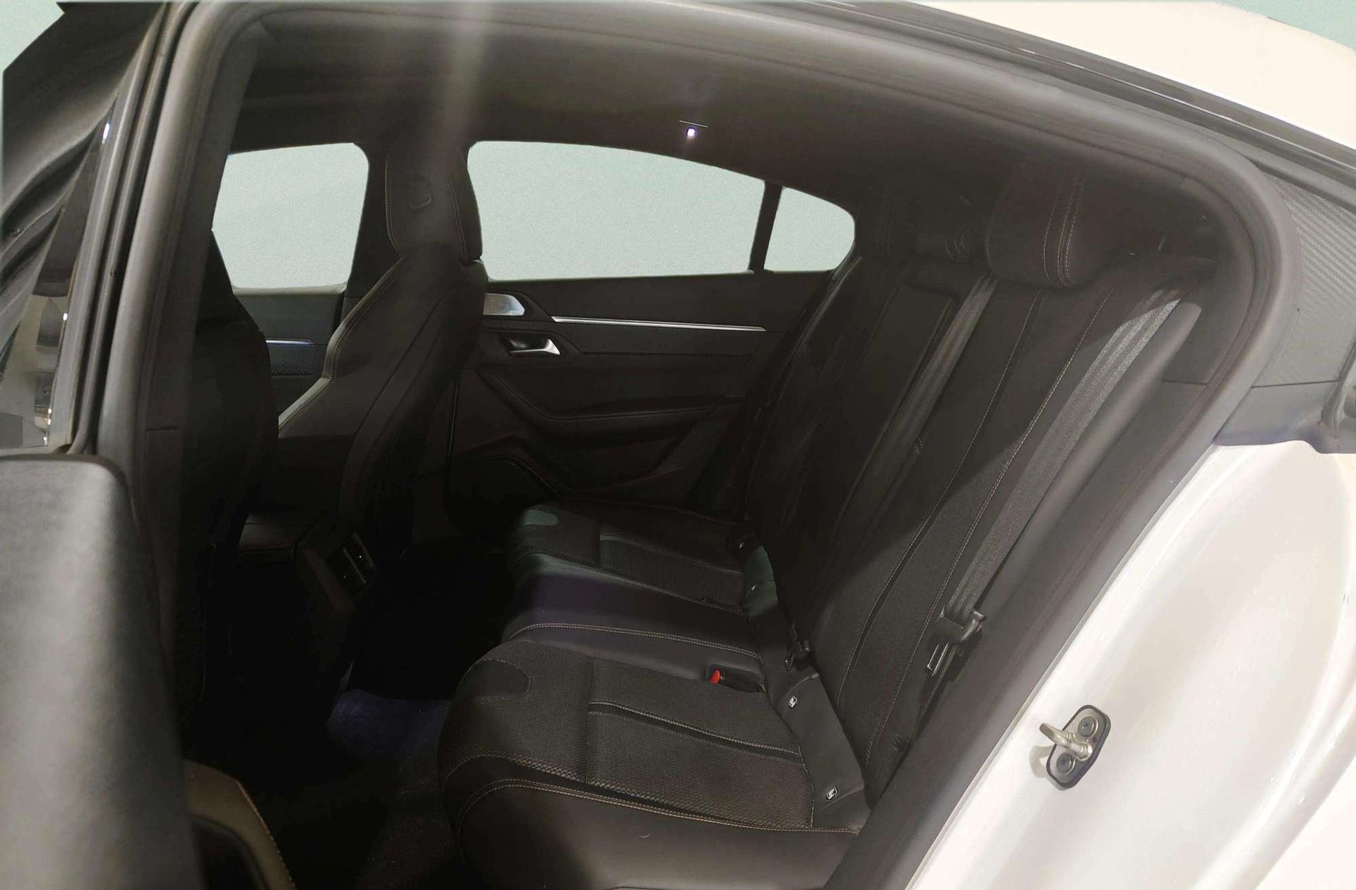 Peugeot 508 BlueHDi 160 GT Line EAT8 - foto 13