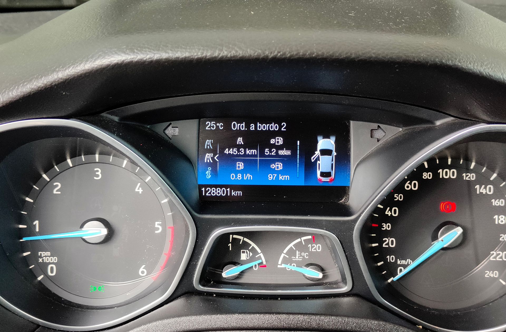 Ford Focus 1.5 TDCi Trend+ - foto 18