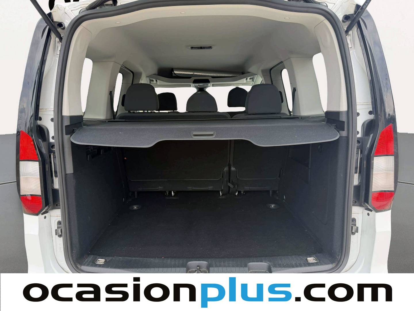 Fotos maletero Ford Tourneo Connect Ford Tourneo Connect 2.0 Ecoblue S&S Titanium (122 CV)