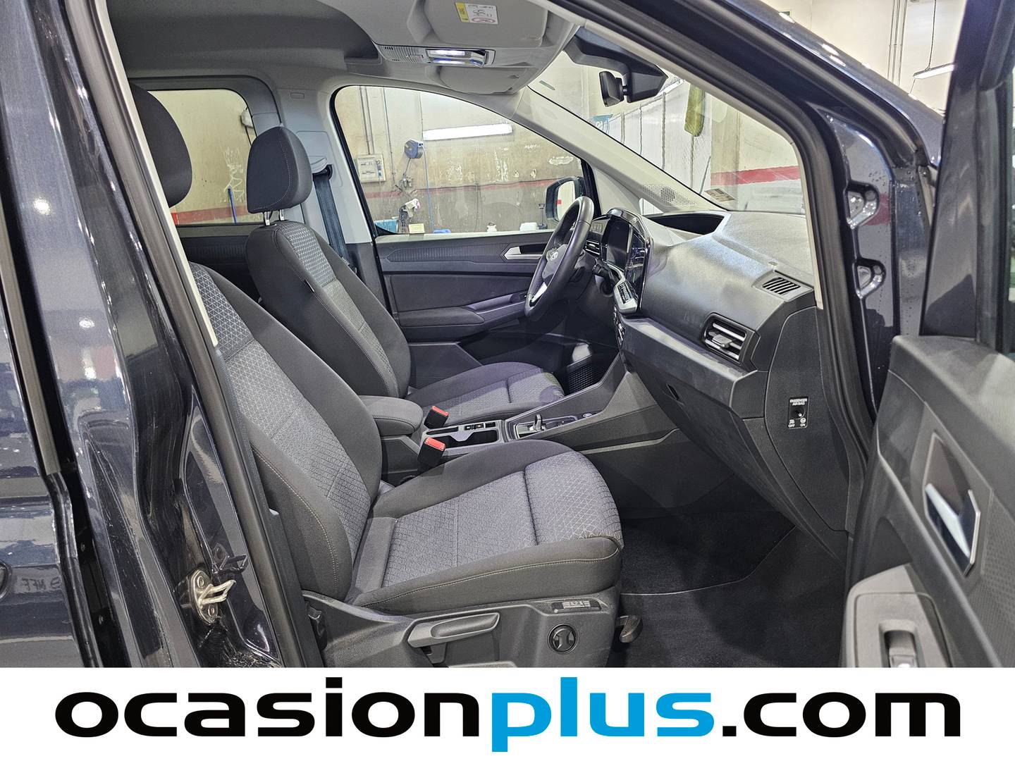 Foto Ford Tourneo Connect Ford Tourneo Connect 2.0 Ecoblue S&S Titanium Auto (122 CV)