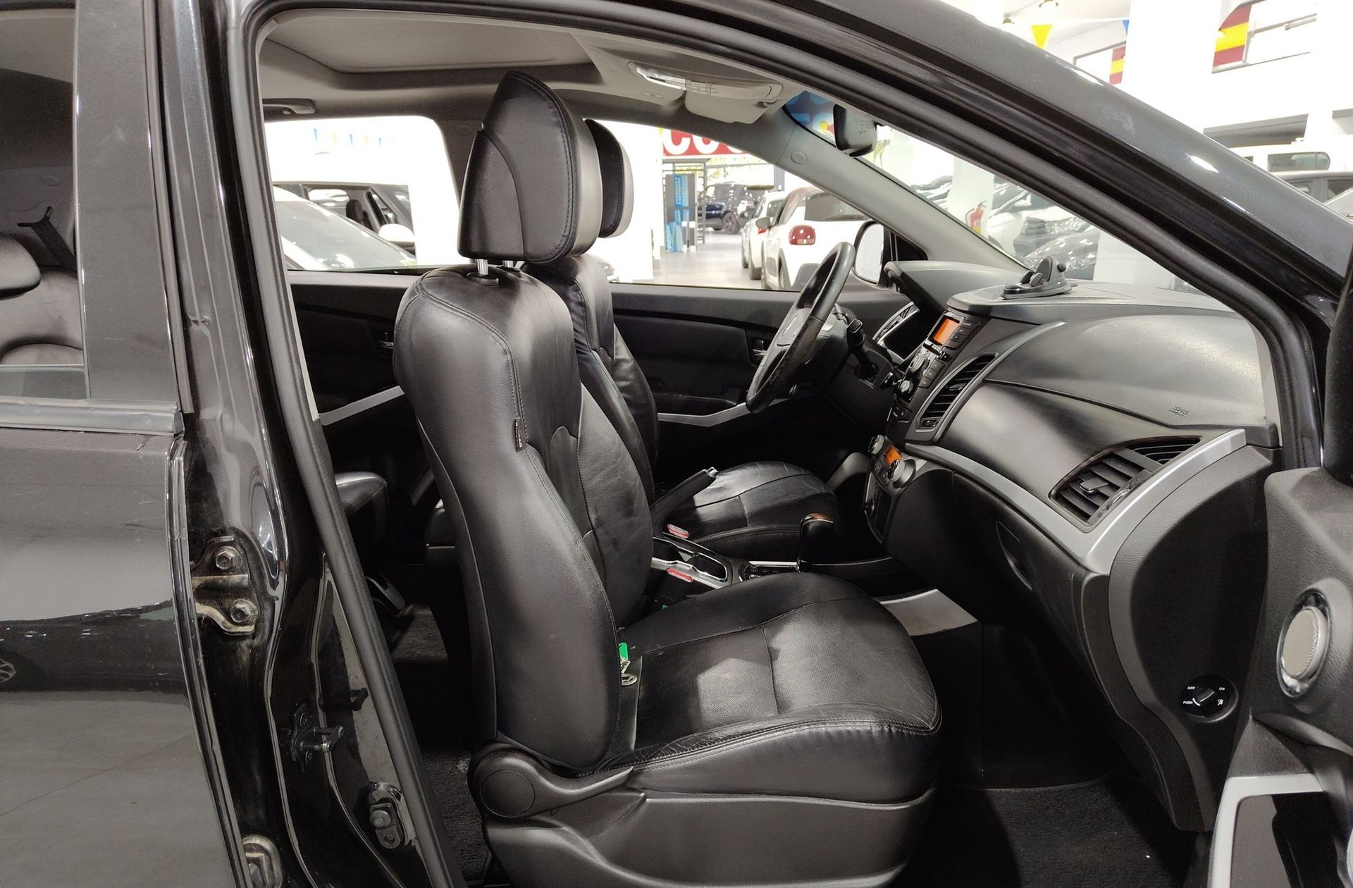 SsangYong Korando D20T Limited 4x2 - foto 16