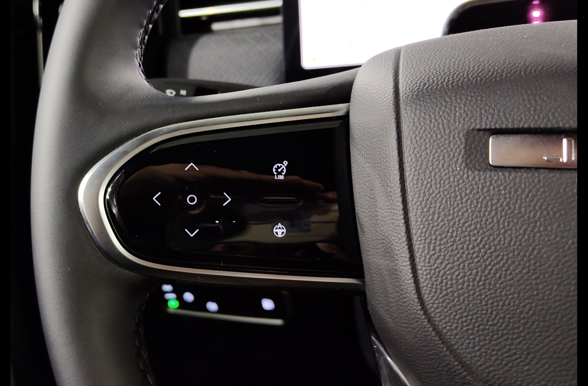 Jaecoo 7 1.5 T-GDi PHEV +1DHT Select FWD - foto 26