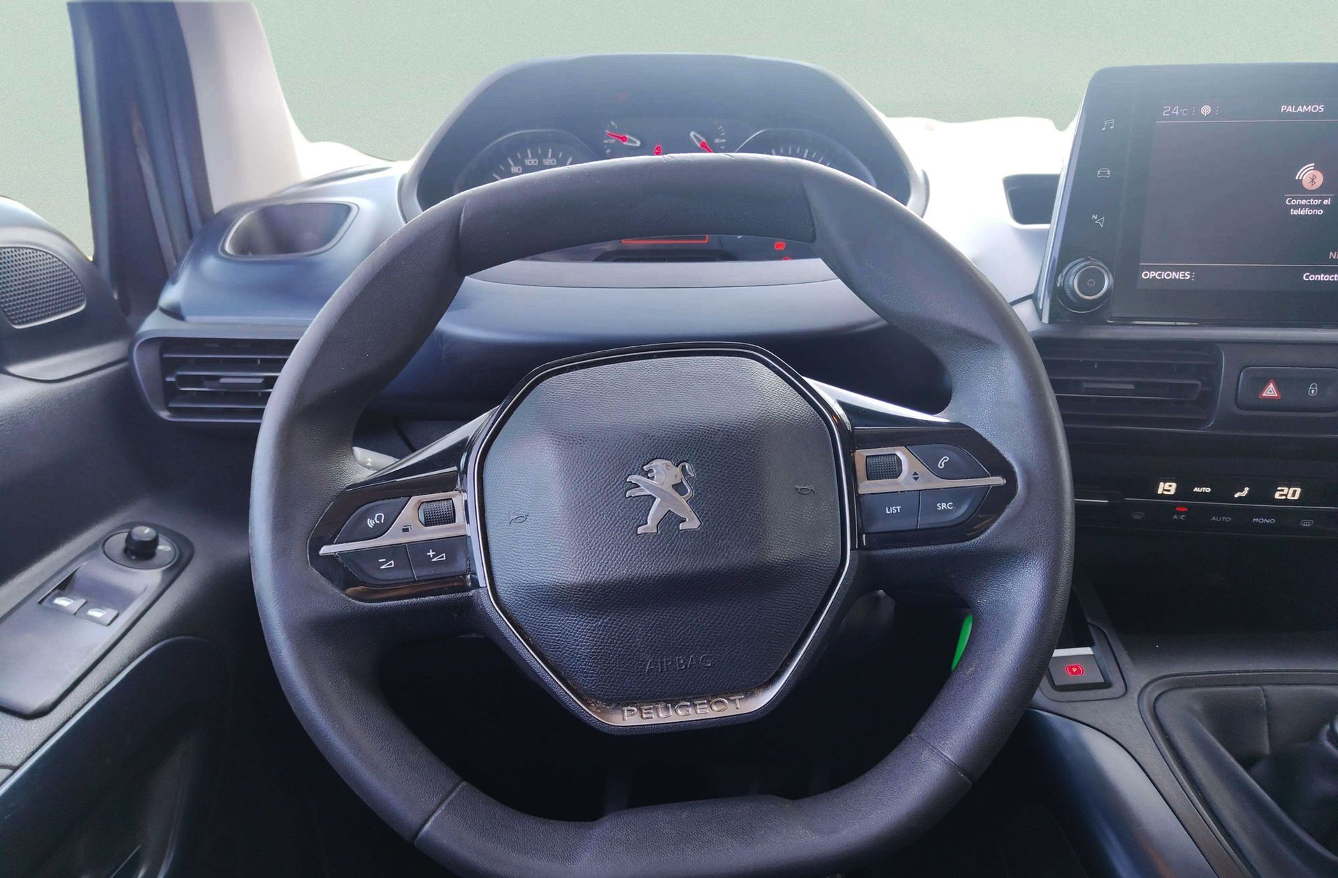 Peugeot Rifter PureTech Allure Standard - foto 19